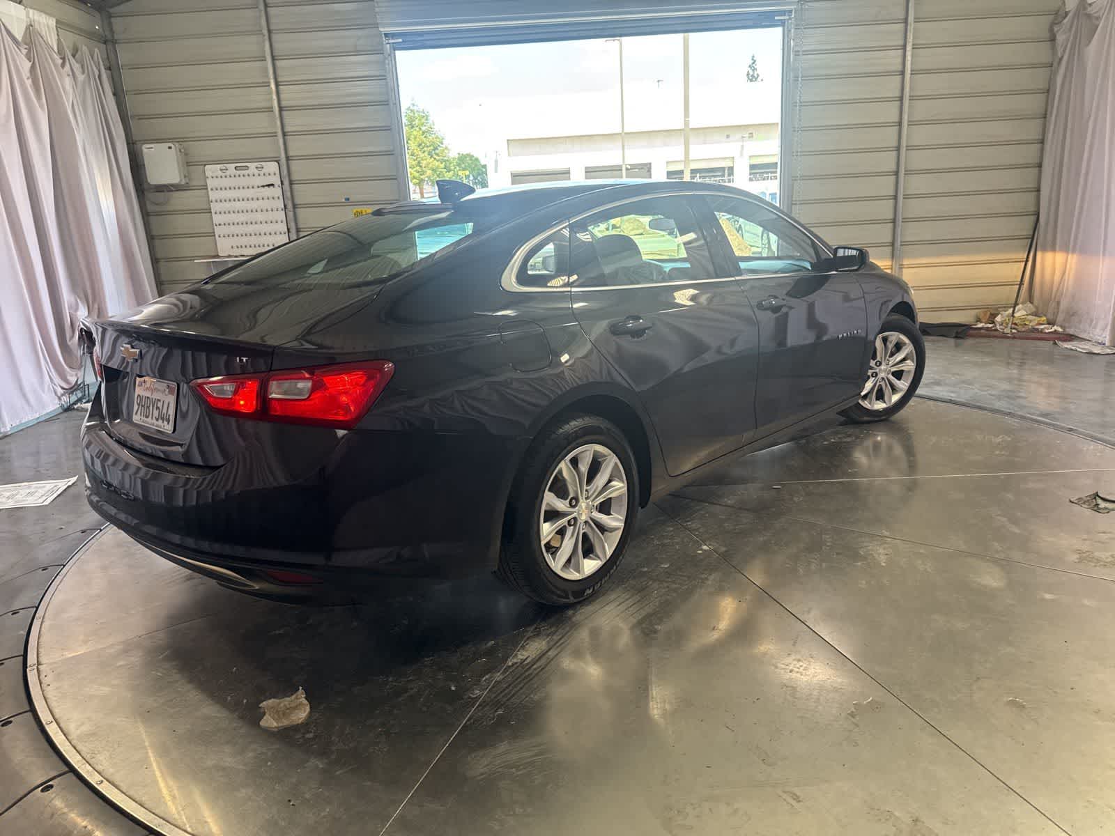 2023 Chevrolet Malibu 1LT photo 4