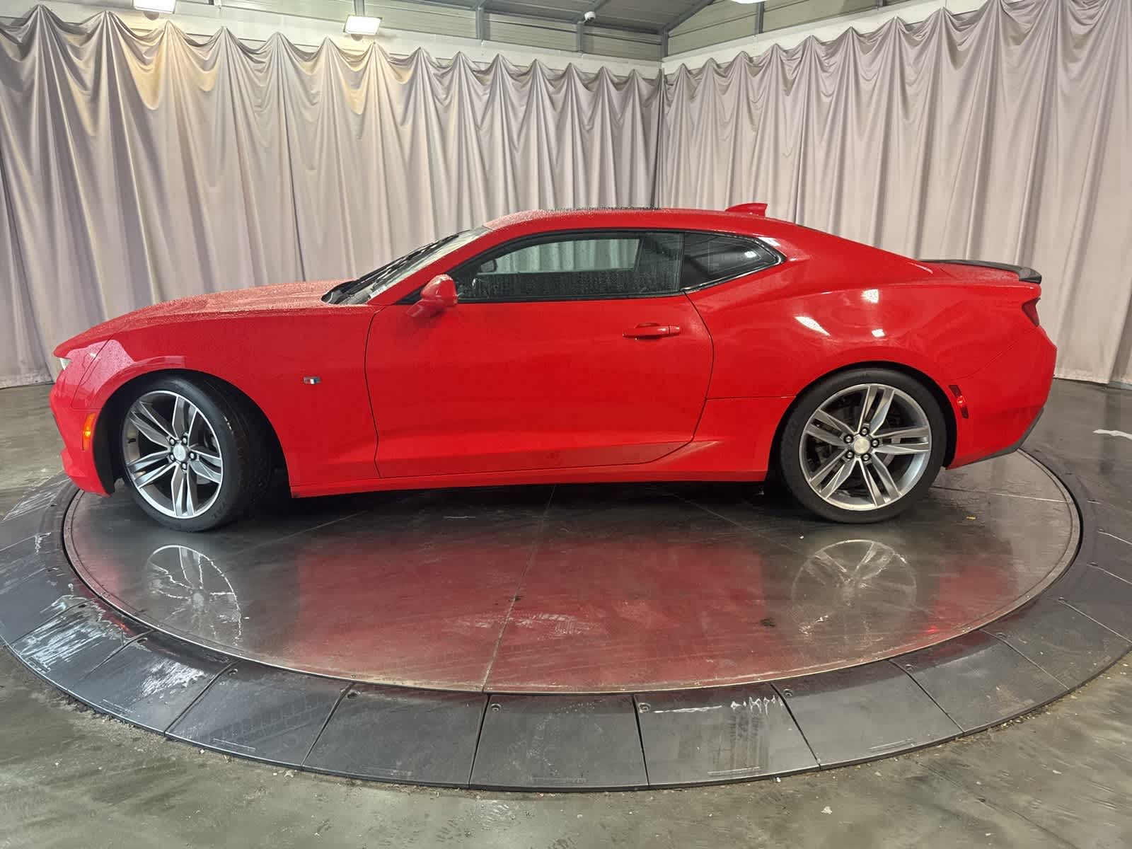 Thumbnail: 2017 Chevrolet Camaro - 6