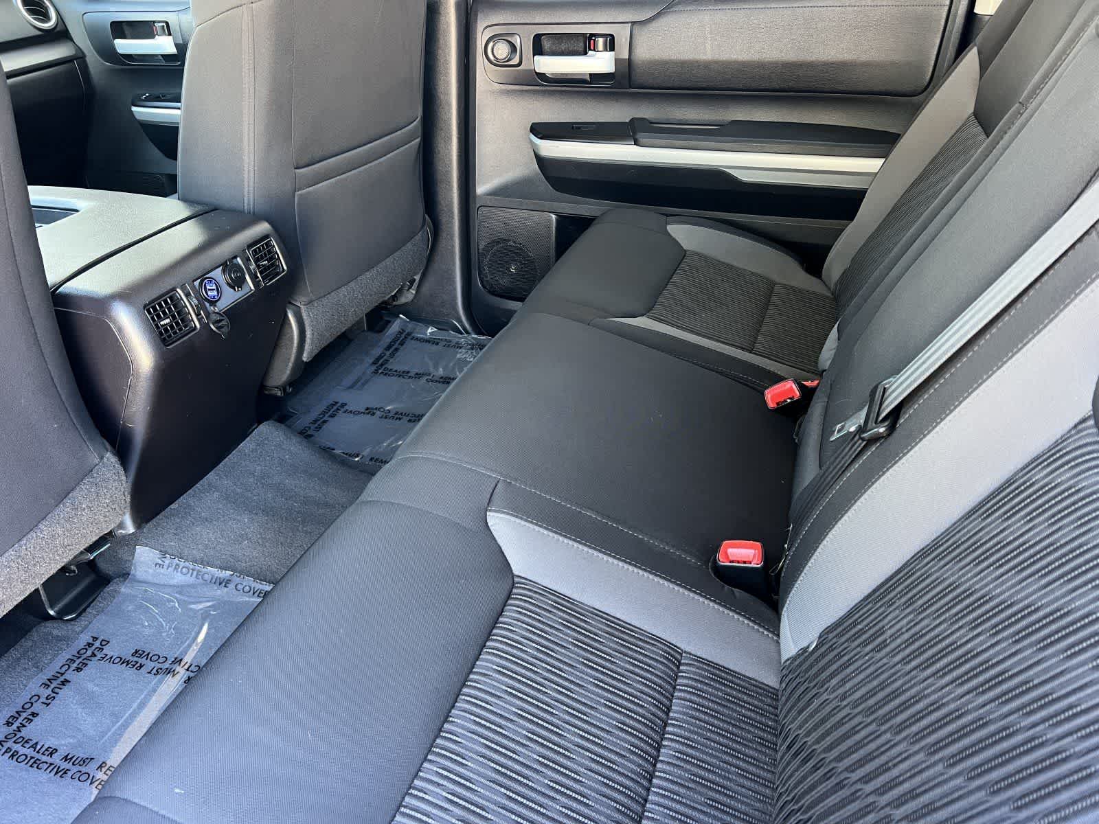 2016 Toyota Tundra SR5 5.7L V8 w/FFV photo 4