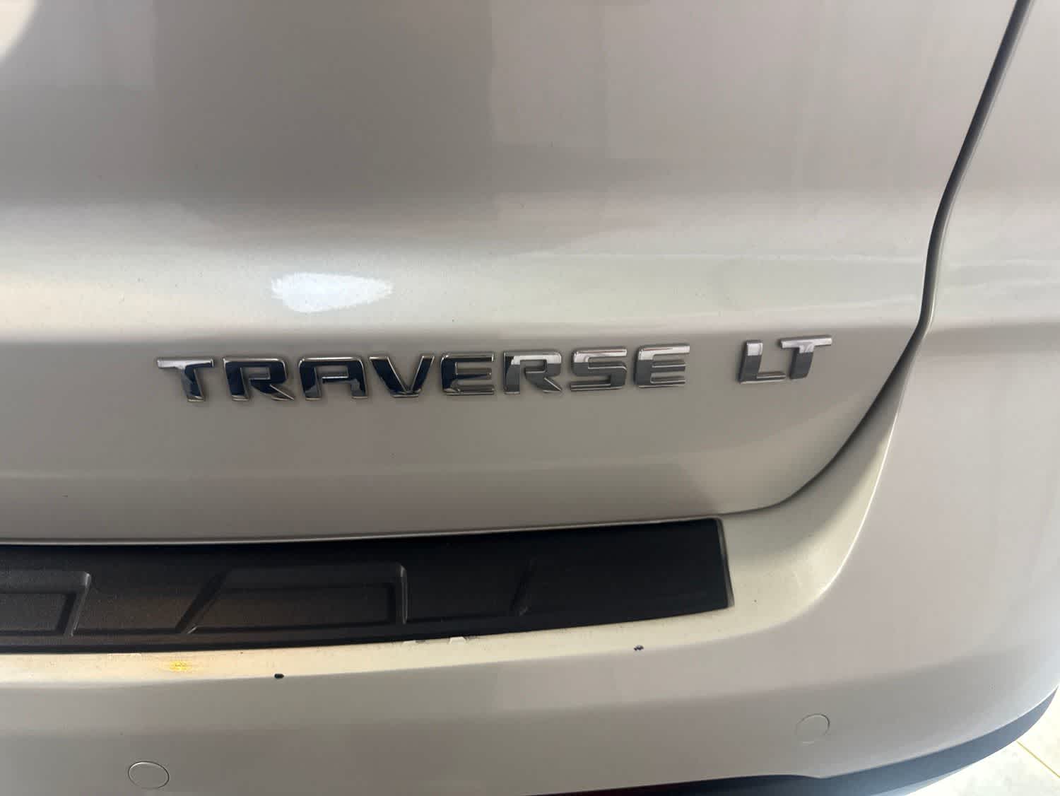 Thumbnail: 2014 Chevrolet Traverse - 12