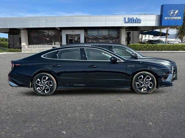 2025 Hyundai Sonata SEL 9
