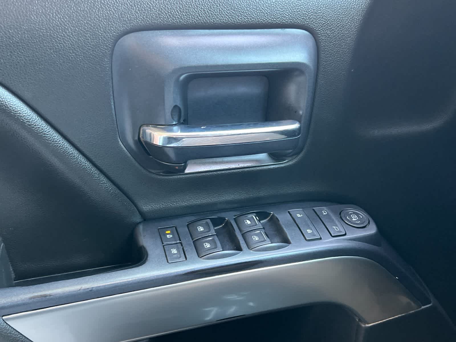 Thumbnail: 2015 Chevrolet Silverado 2500 - 12