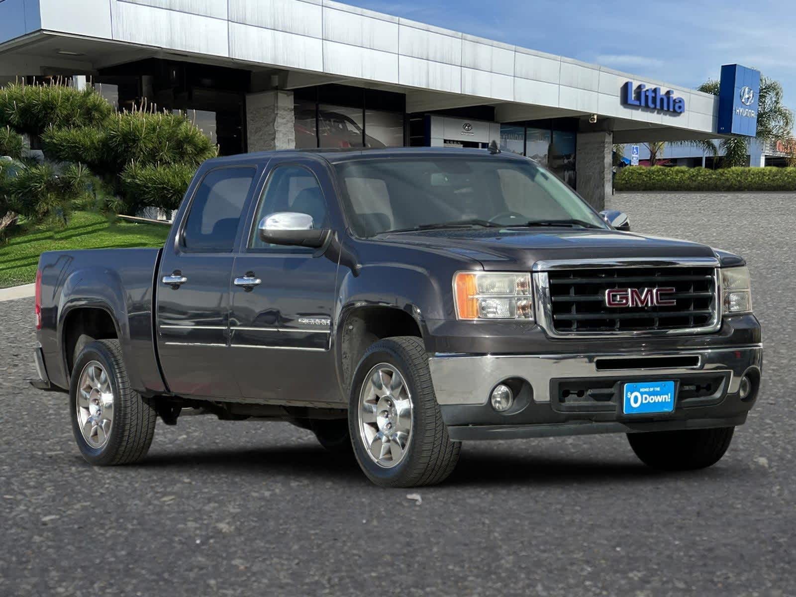 Thumbnail: 2010 GMC Sierra 1500 - 10