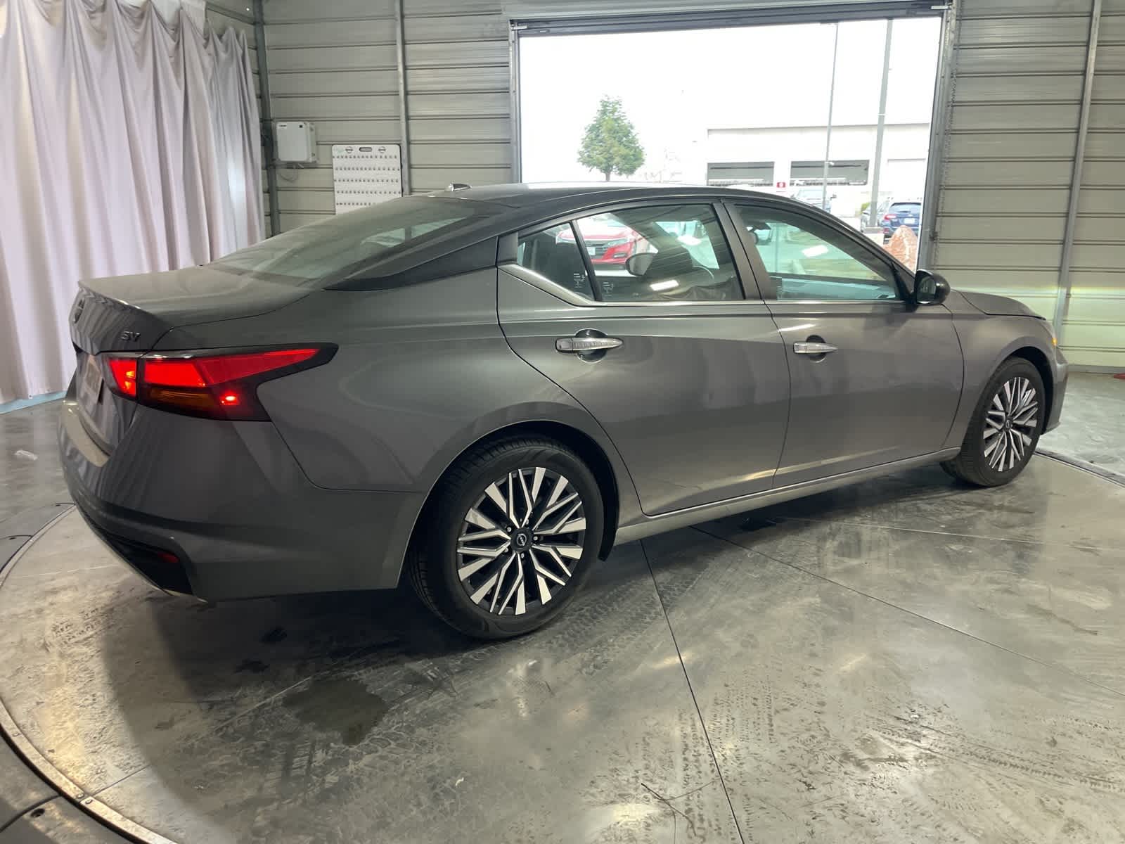 Thumbnail: 2024 Nissan Altima - 6