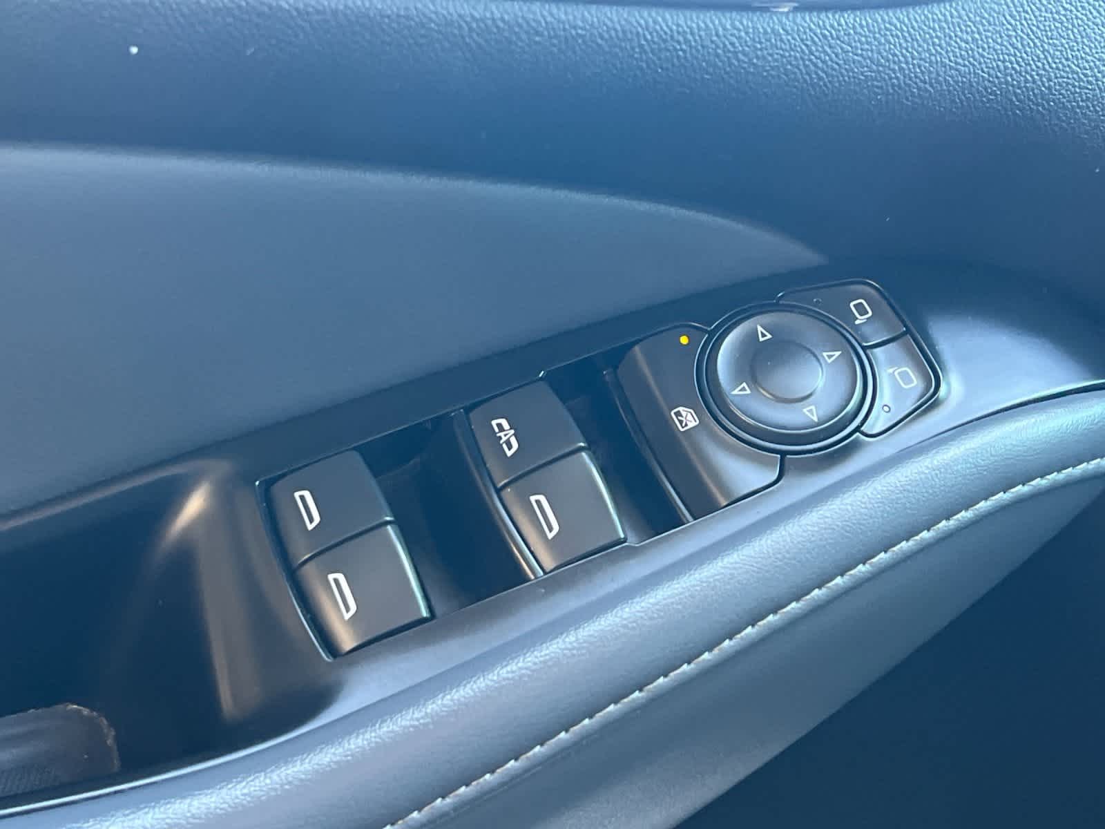 Thumbnail: 2022 Buick Enclave - 10