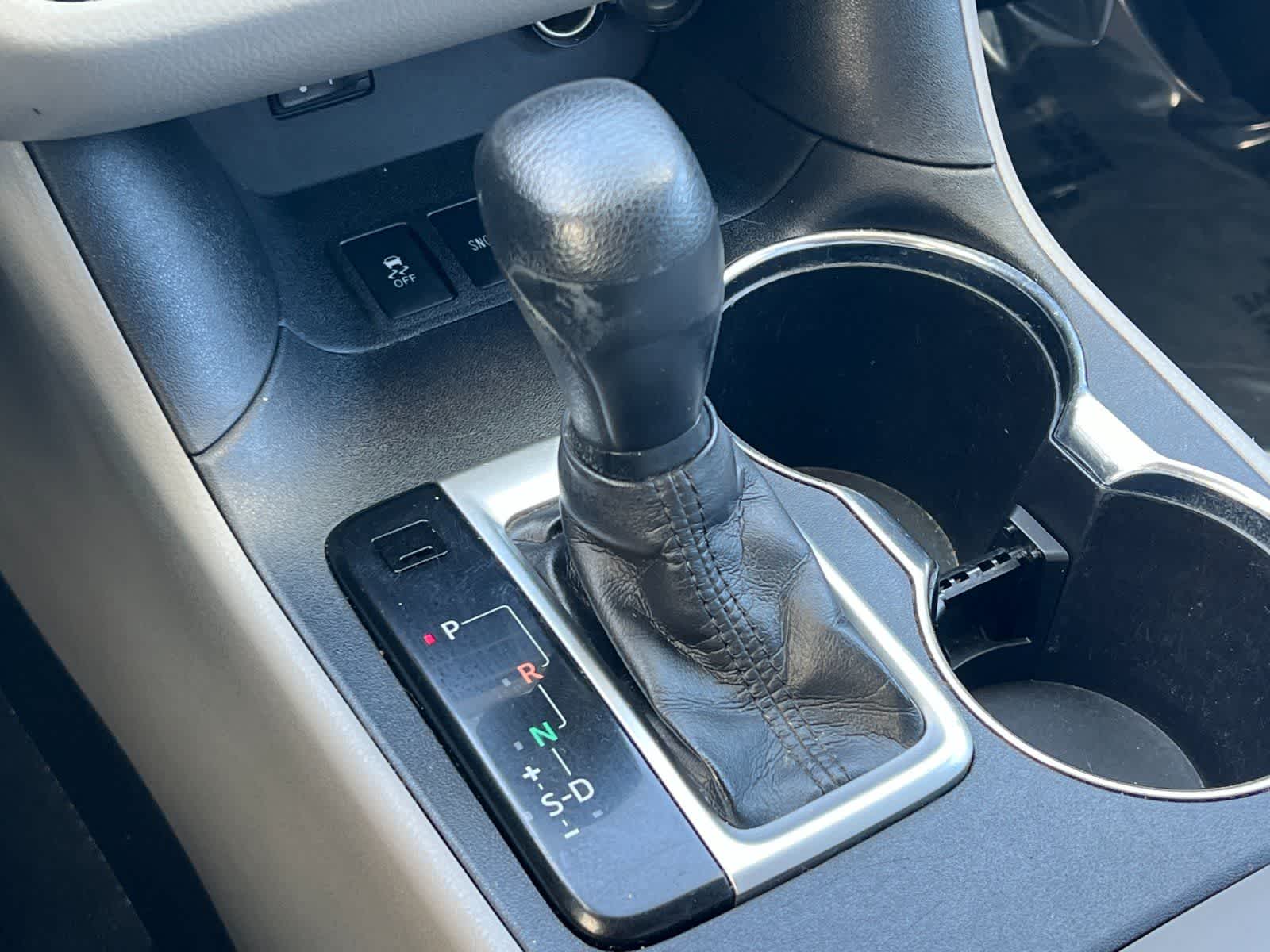 Thumbnail: 2014 Toyota Highlander - 23