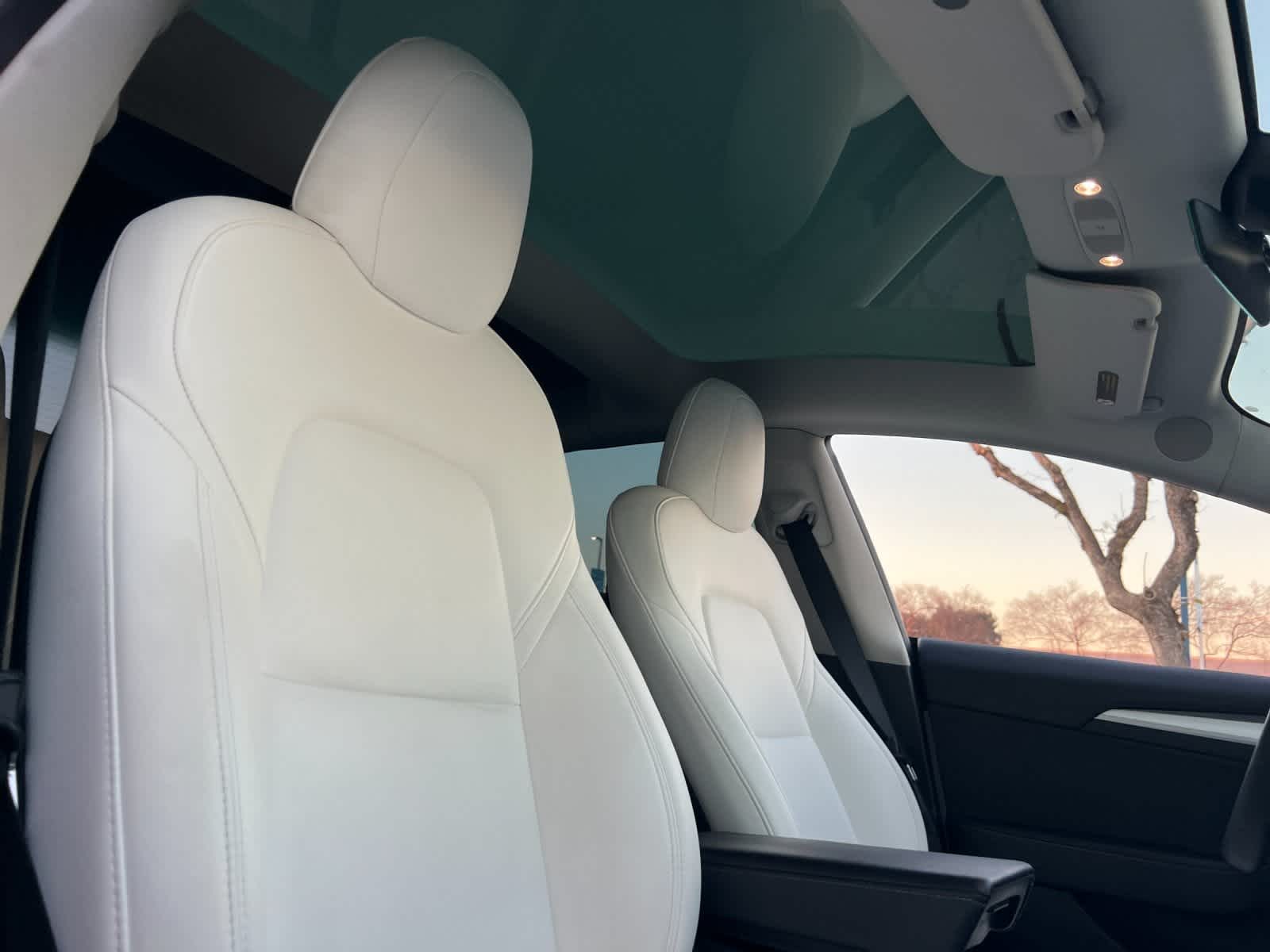 Thumbnail: 2022 Tesla Model 3 - 16