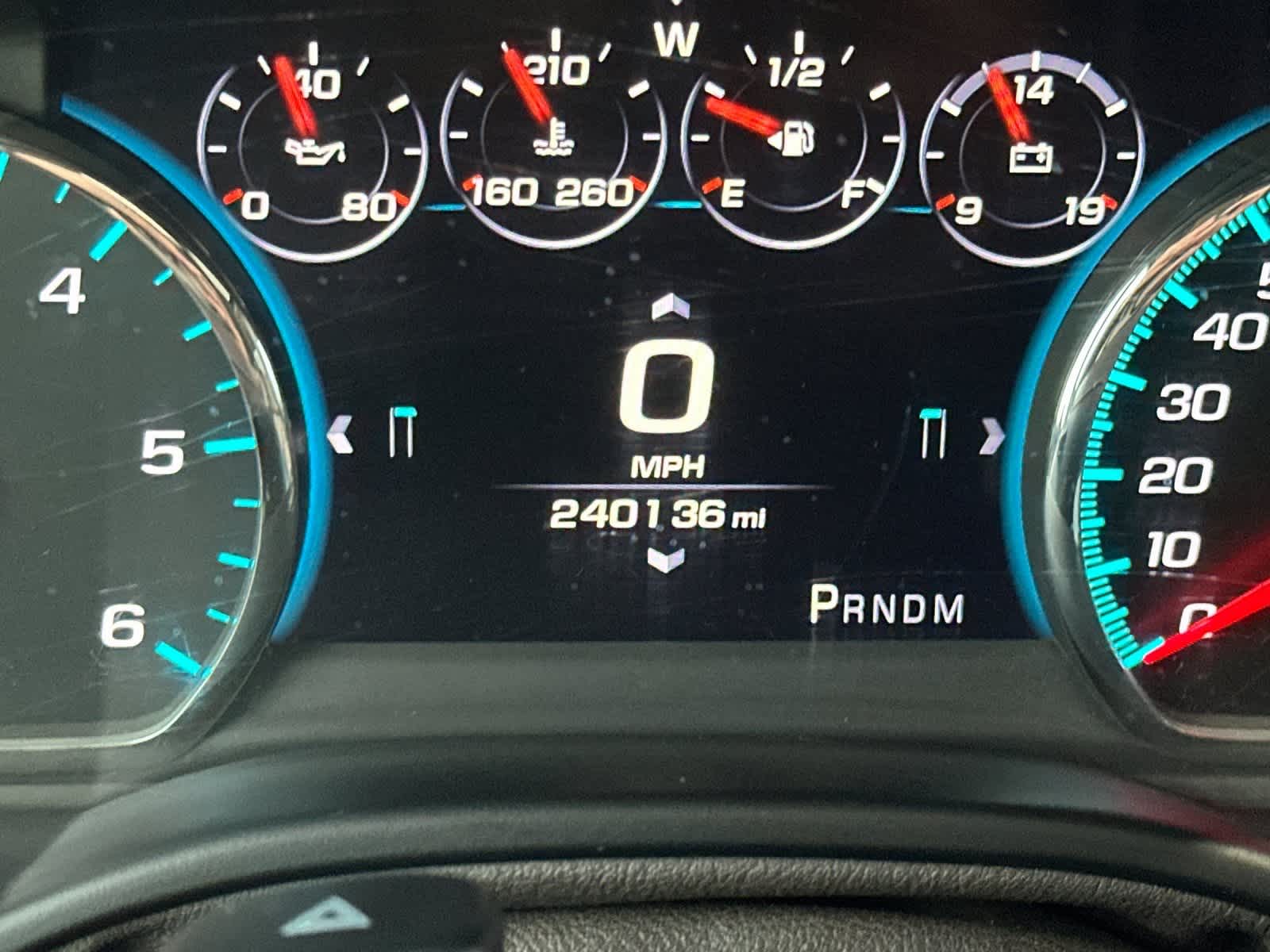 Thumbnail: 2016 Chevrolet Suburban - 28