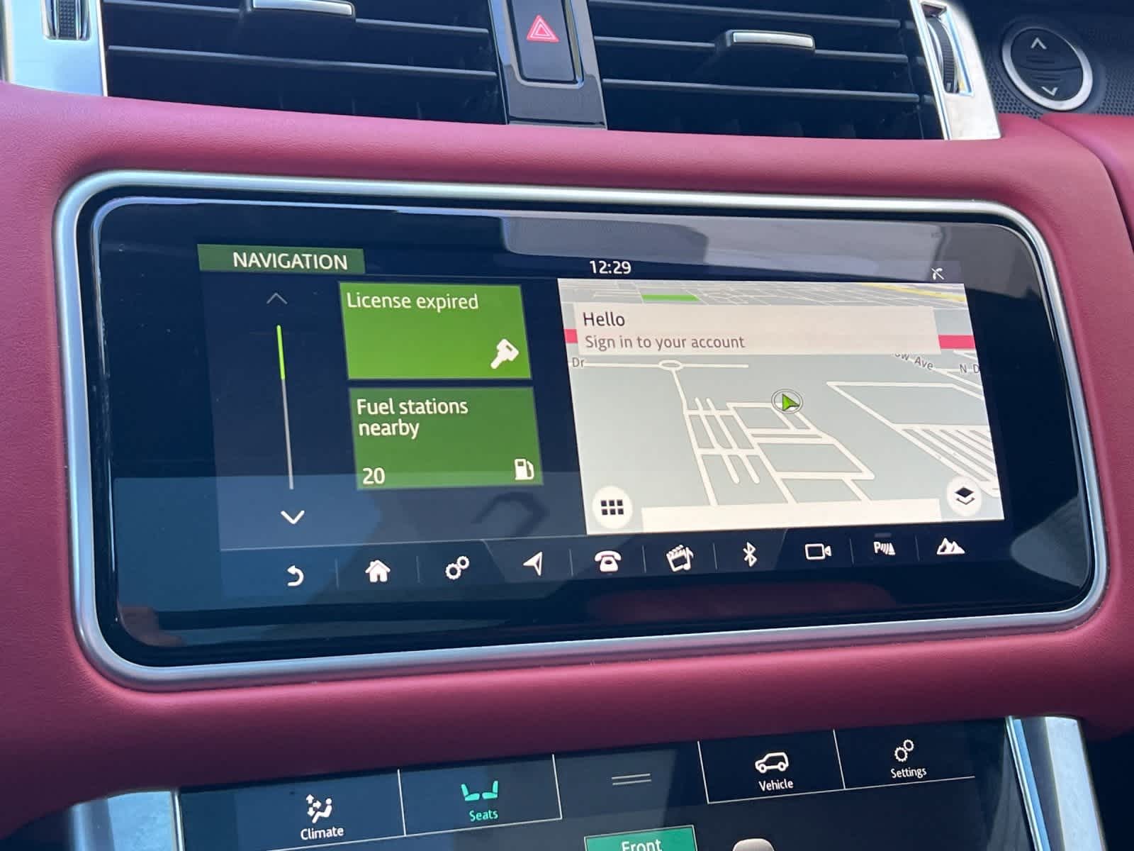 Thumbnail: 2020 Land Rover Range Rover Sport - 19