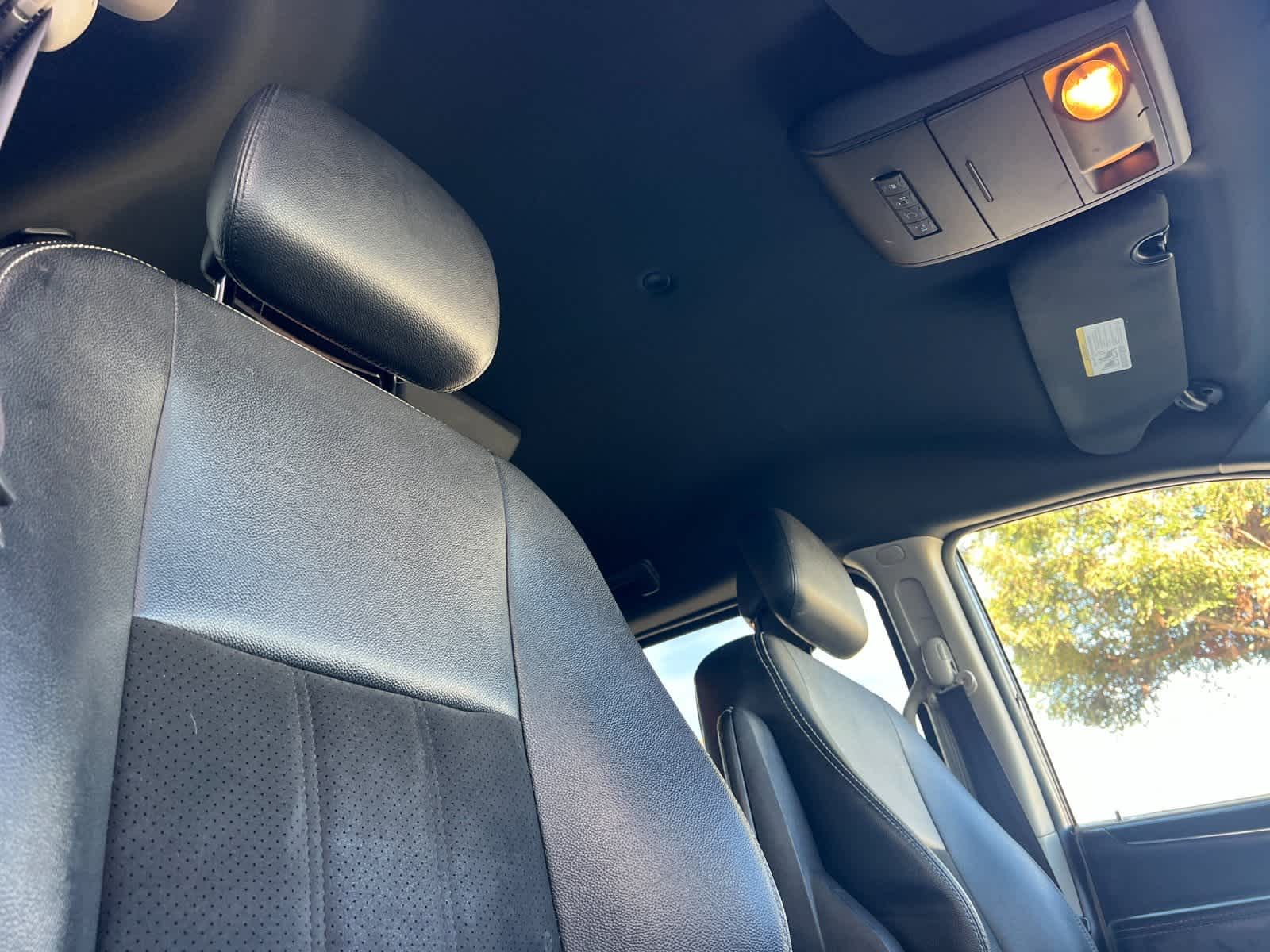 Thumbnail: 2019 Dodge Grand Caravan - 18