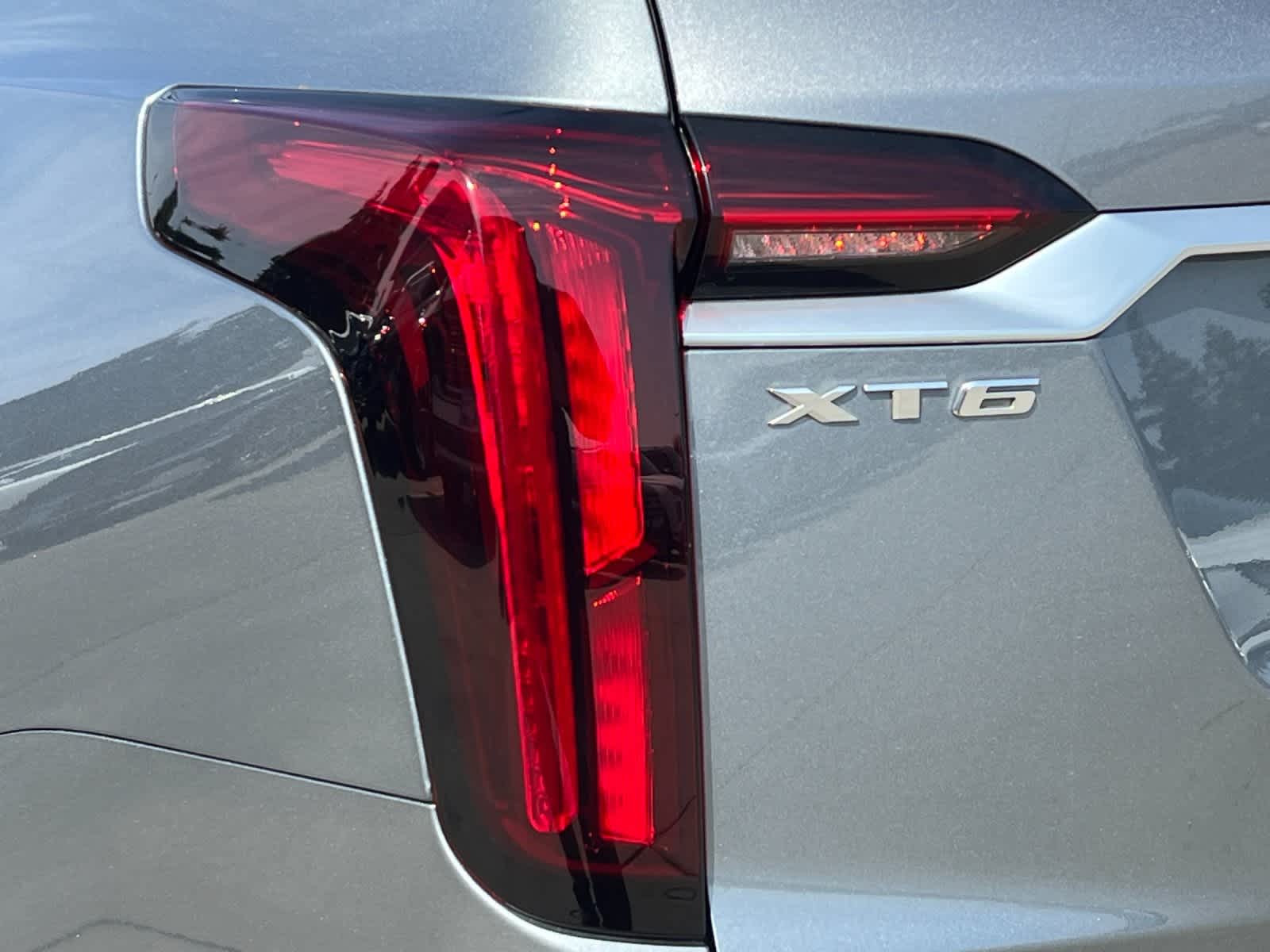 Thumbnail: 2022 Cadillac XT6 - 27