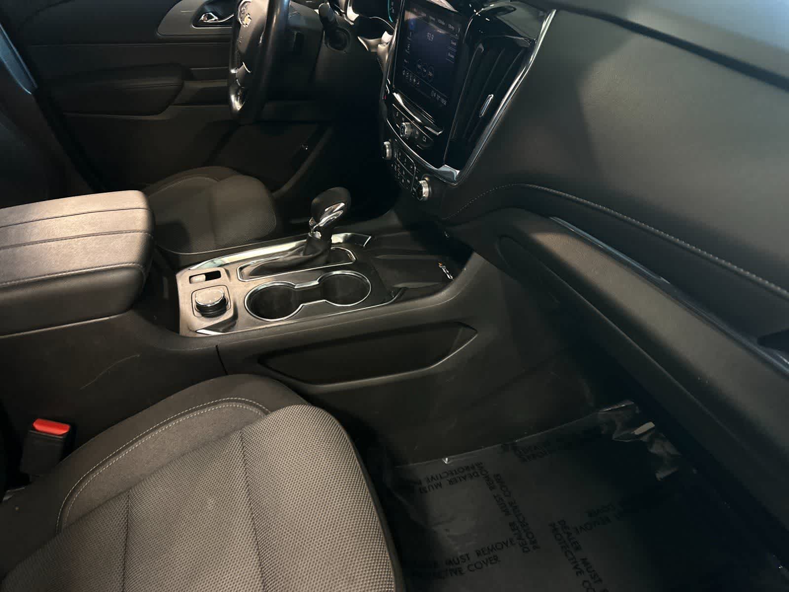 Thumbnail: 2022 Chevrolet Traverse - 18