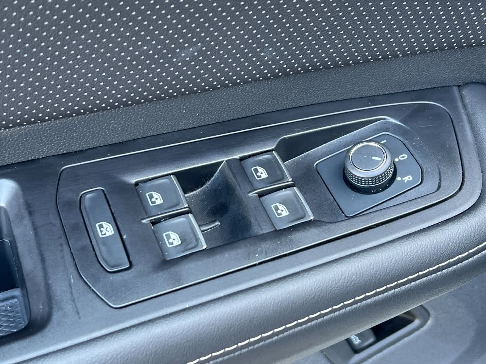 Thumbnail: 2025 Volkswagen Atlas - 14