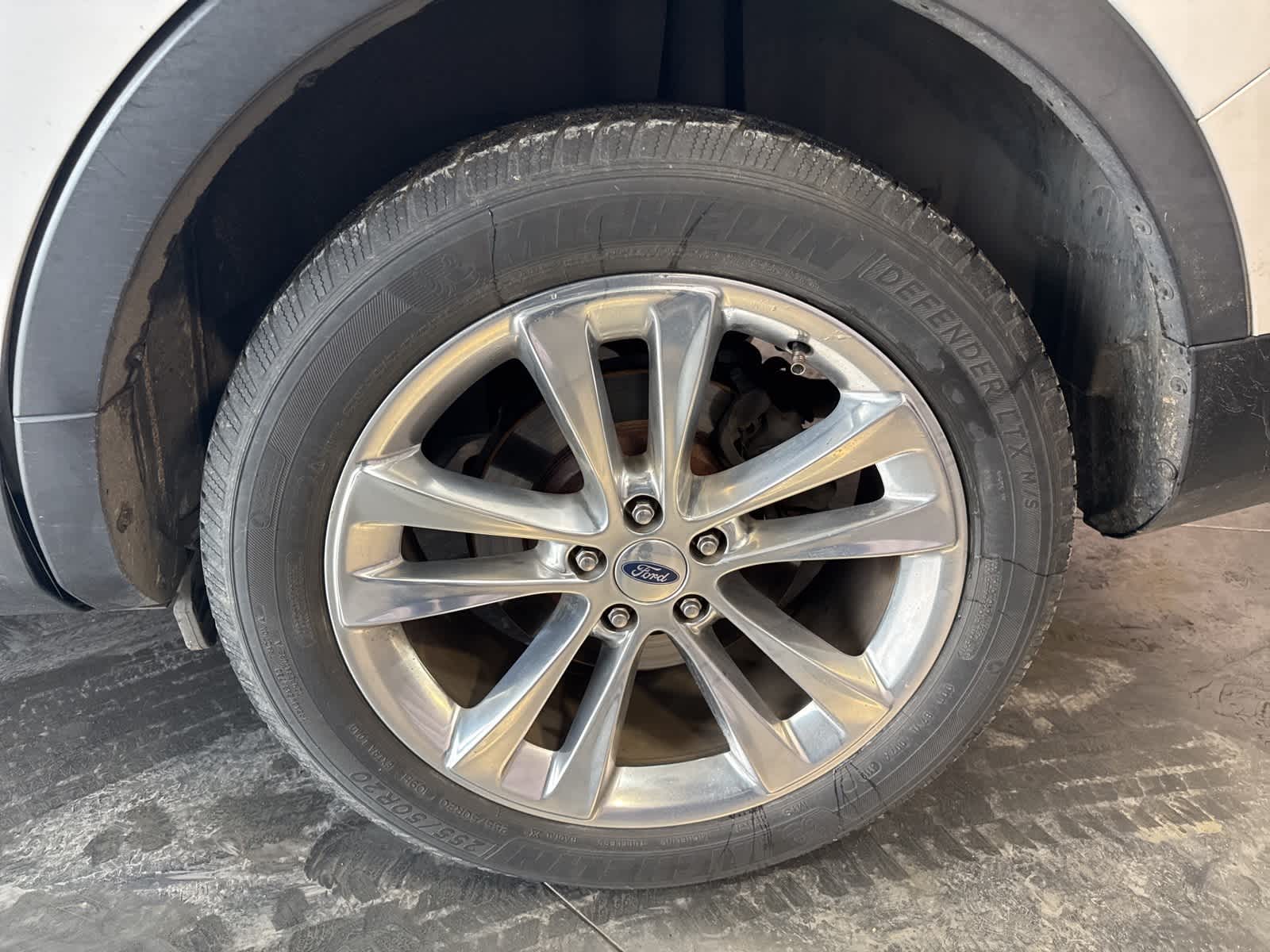 Thumbnail: 2019 Ford Explorer - 9