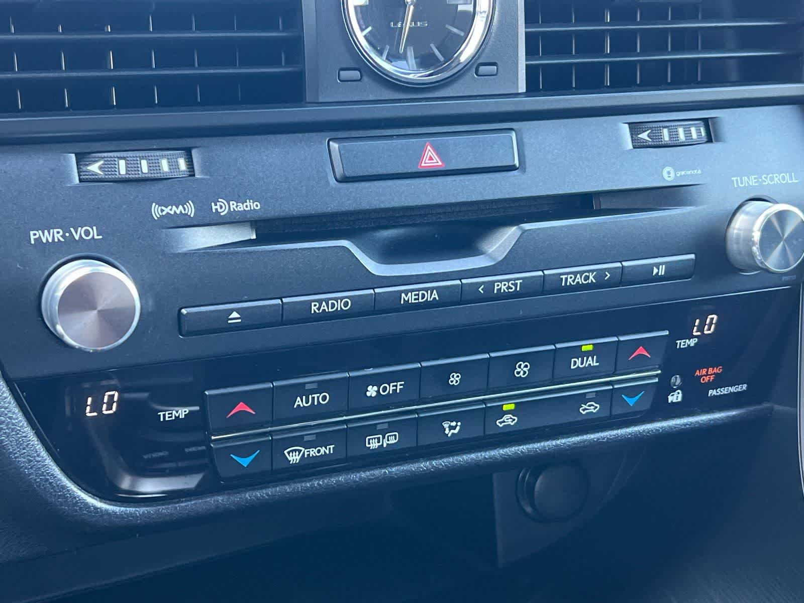 Thumbnail: 2019 Lexus RX - 20