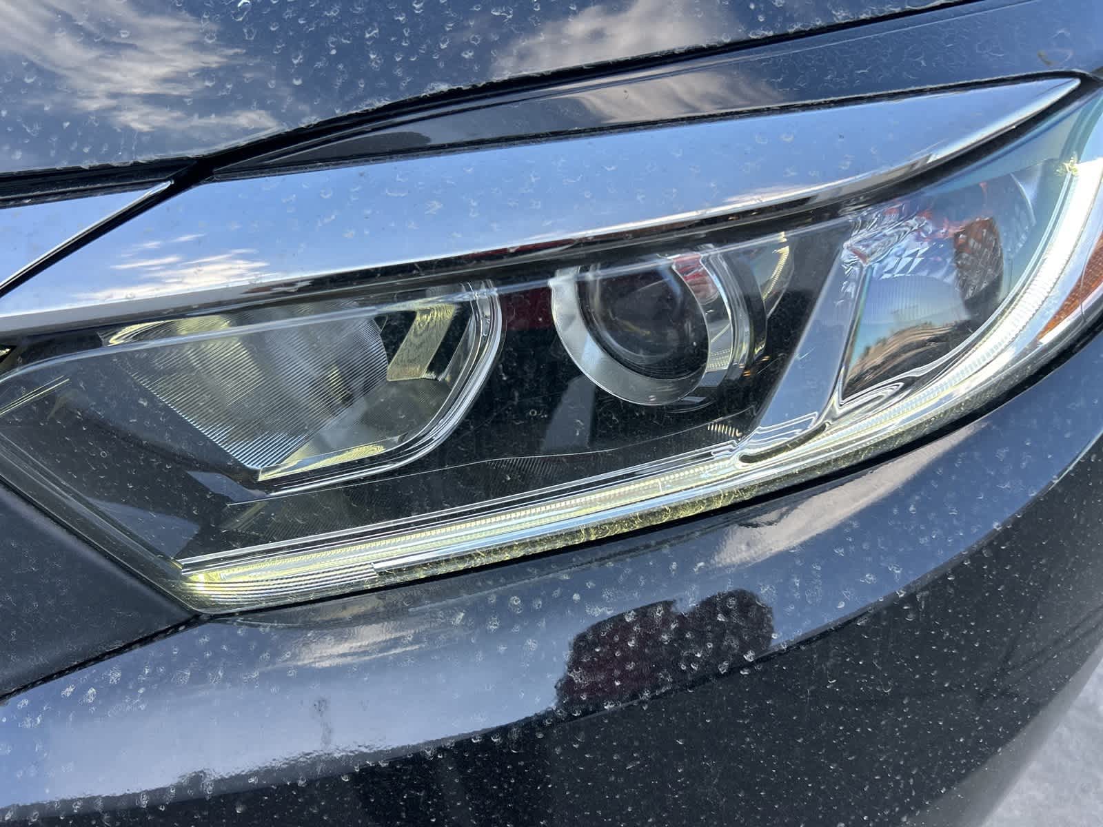 2022 Honda HR-V LX 2WD photo 2