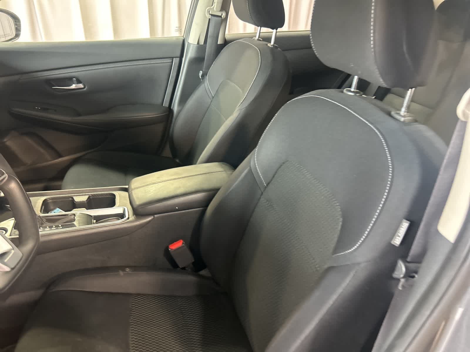 Thumbnail: 2020 Nissan Sentra - 25