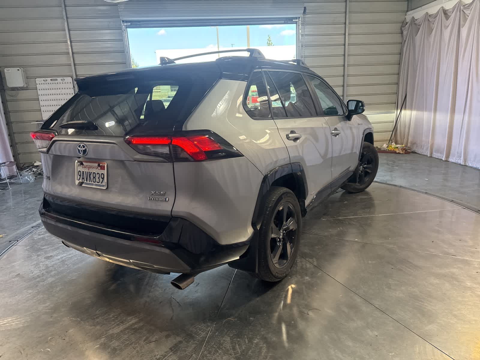Thumbnail: 2021 Toyota RAV4 - 5