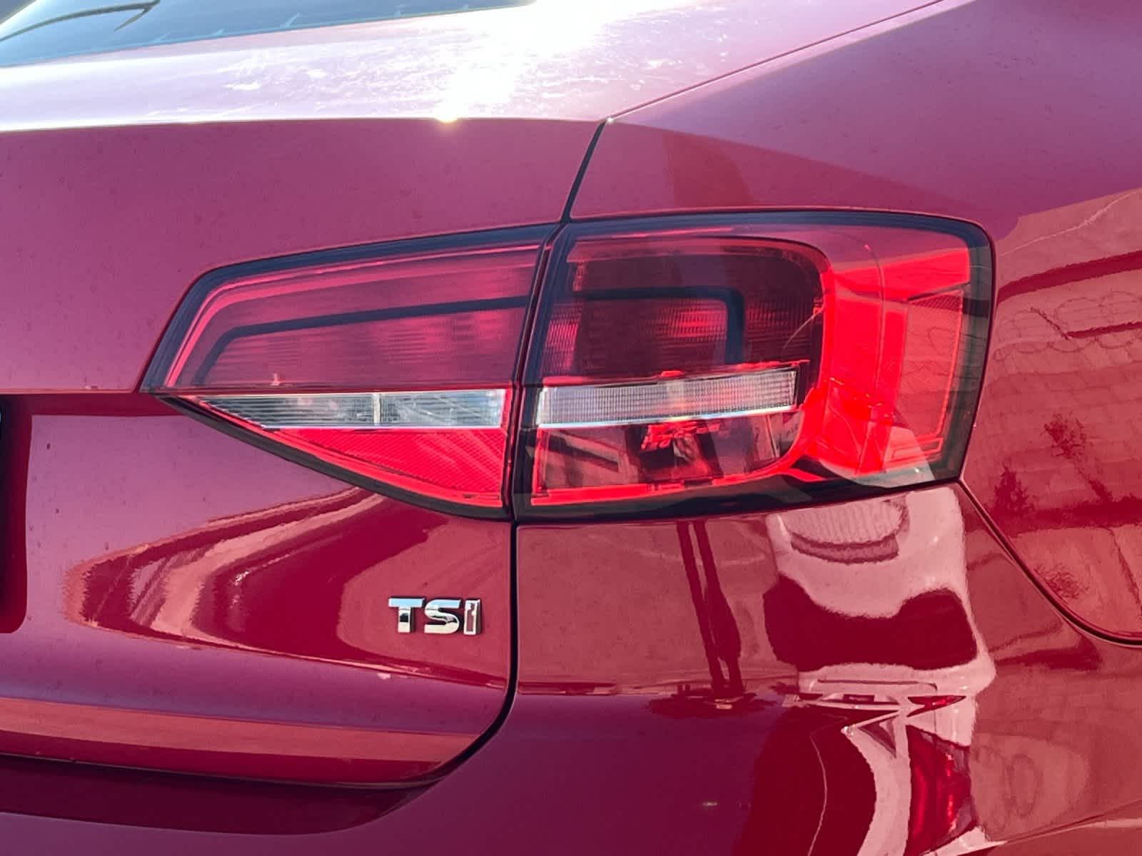 Thumbnail: 2015 Volkswagen Jetta - 25