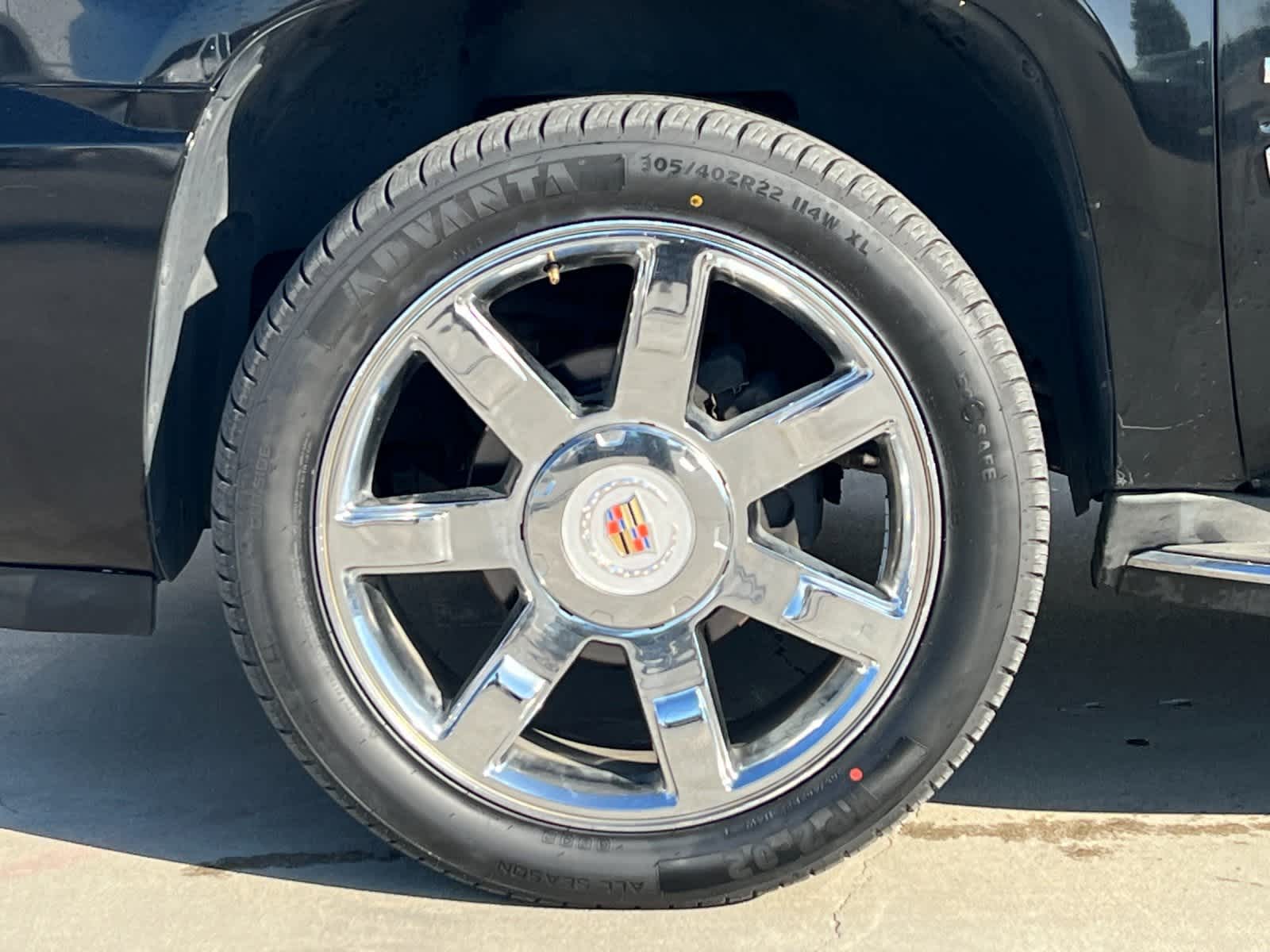 Thumbnail: 2014 Cadillac Escalade - 26