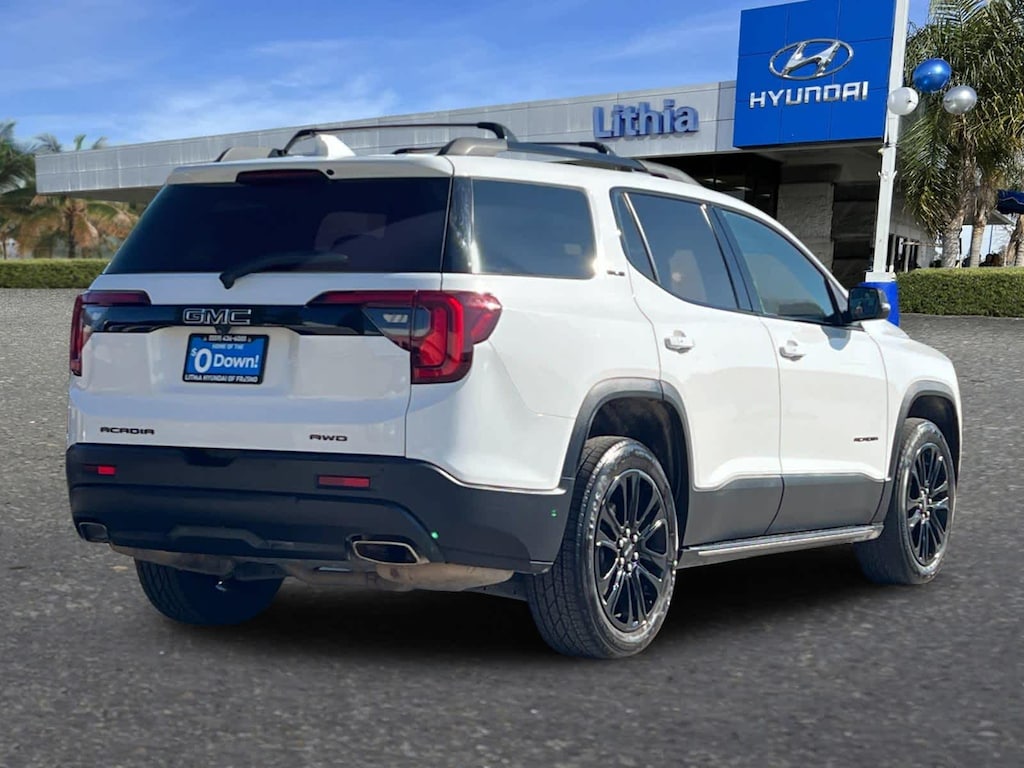 Used 2022 GMC Acadia SLE SUV