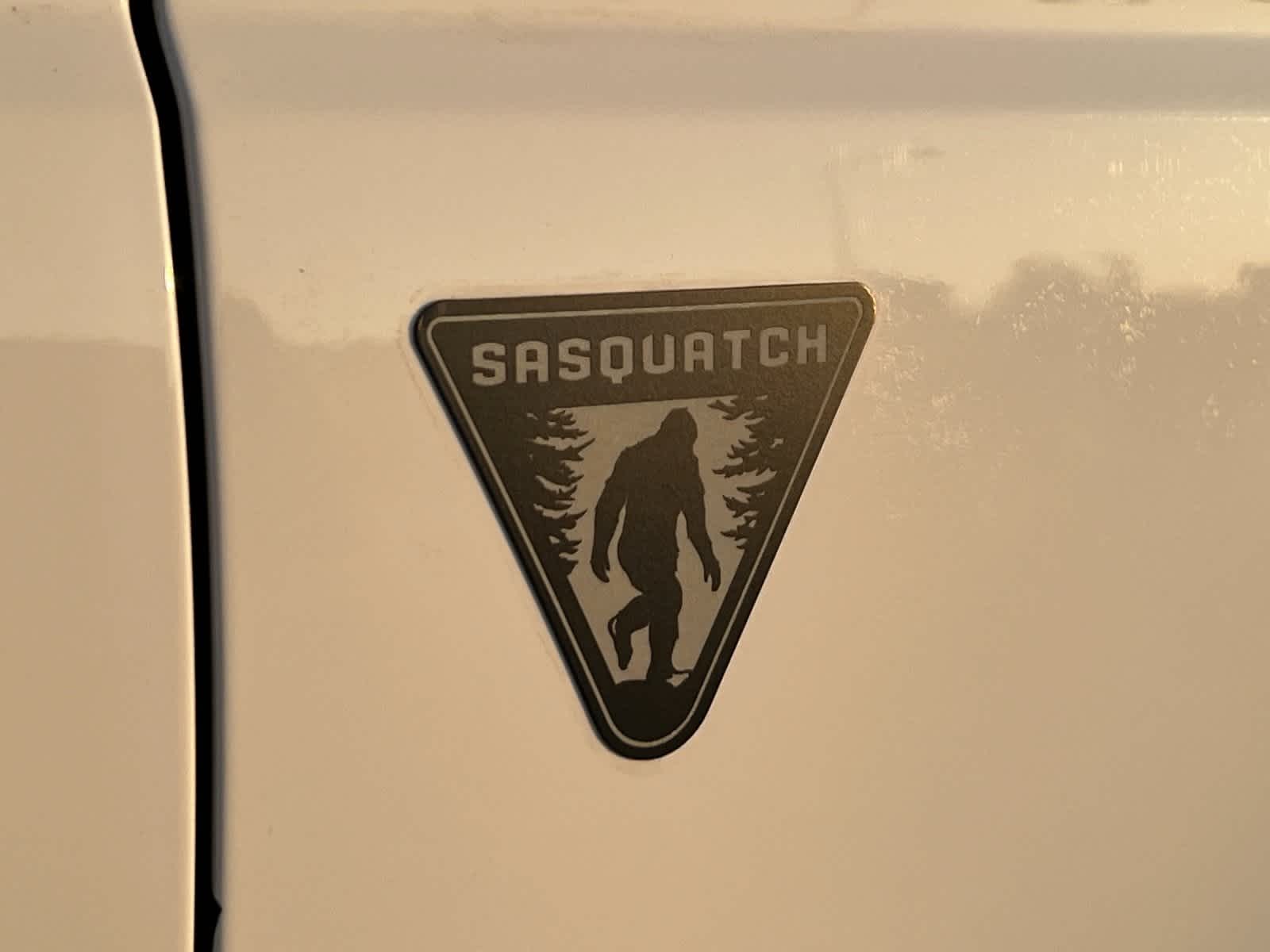 Thumbnail: 2022 Ford Bronco - 28