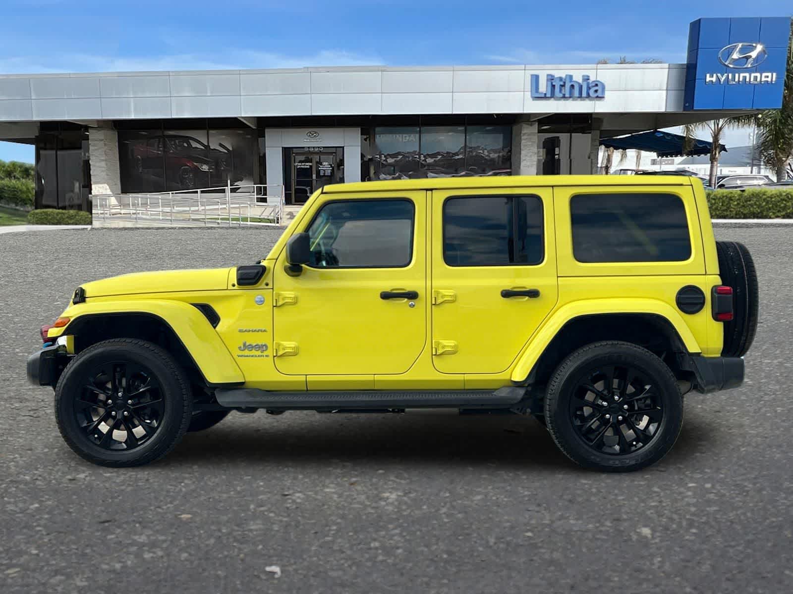 Thumbnail: 2023 Jeep Wrangler - 6