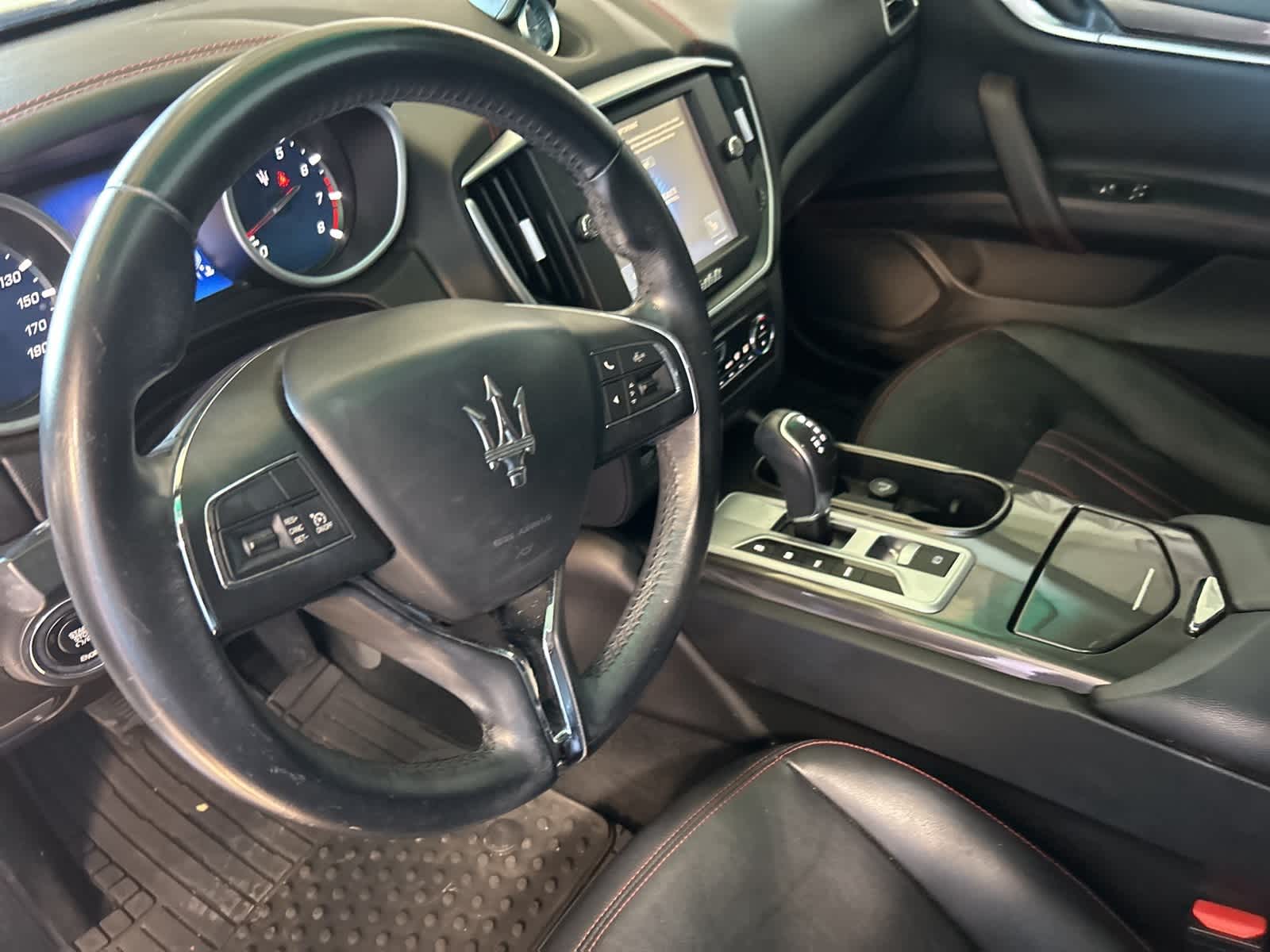 Thumbnail: 2016 Maserati Ghibli - 26