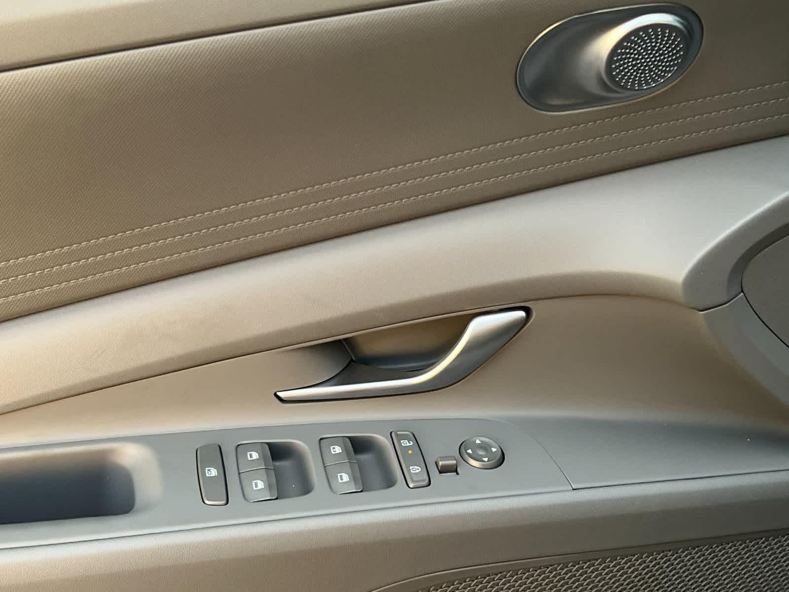 Thumbnail: 2026 Hyundai Elantra - 12