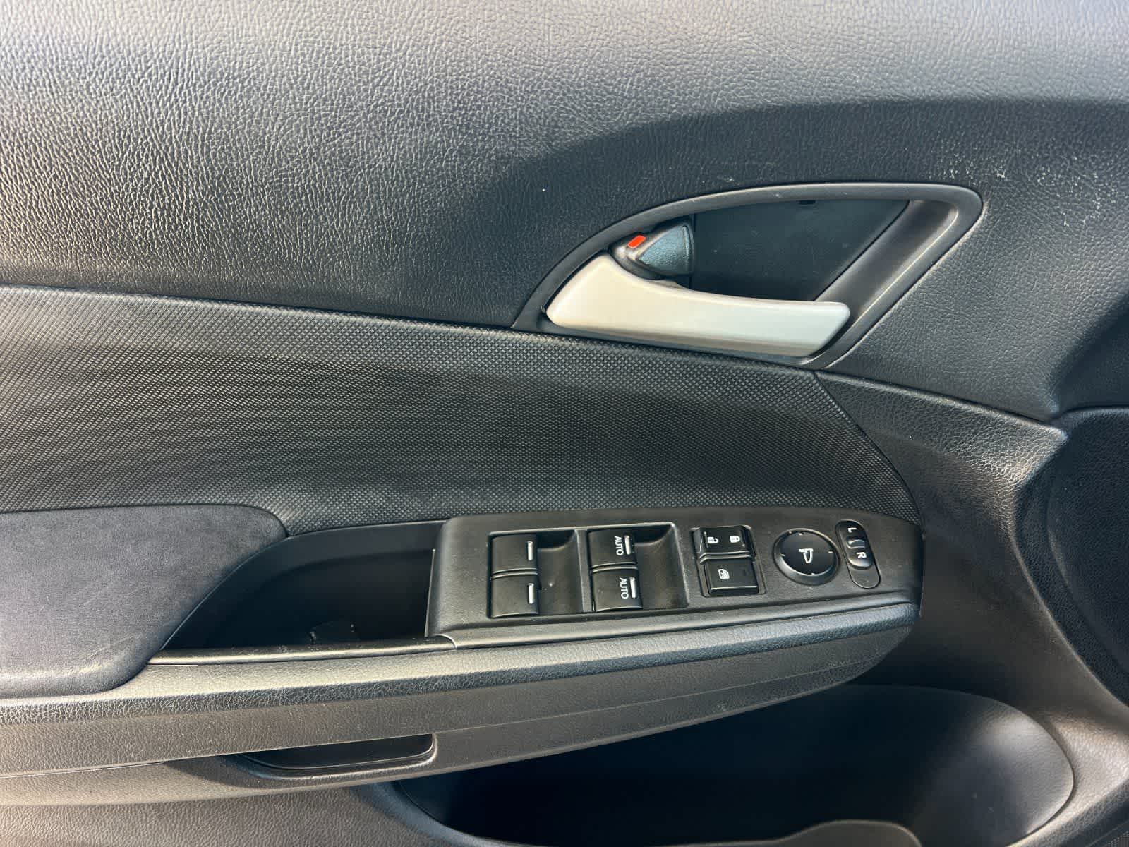 Thumbnail: 2012 Honda Accord - 13