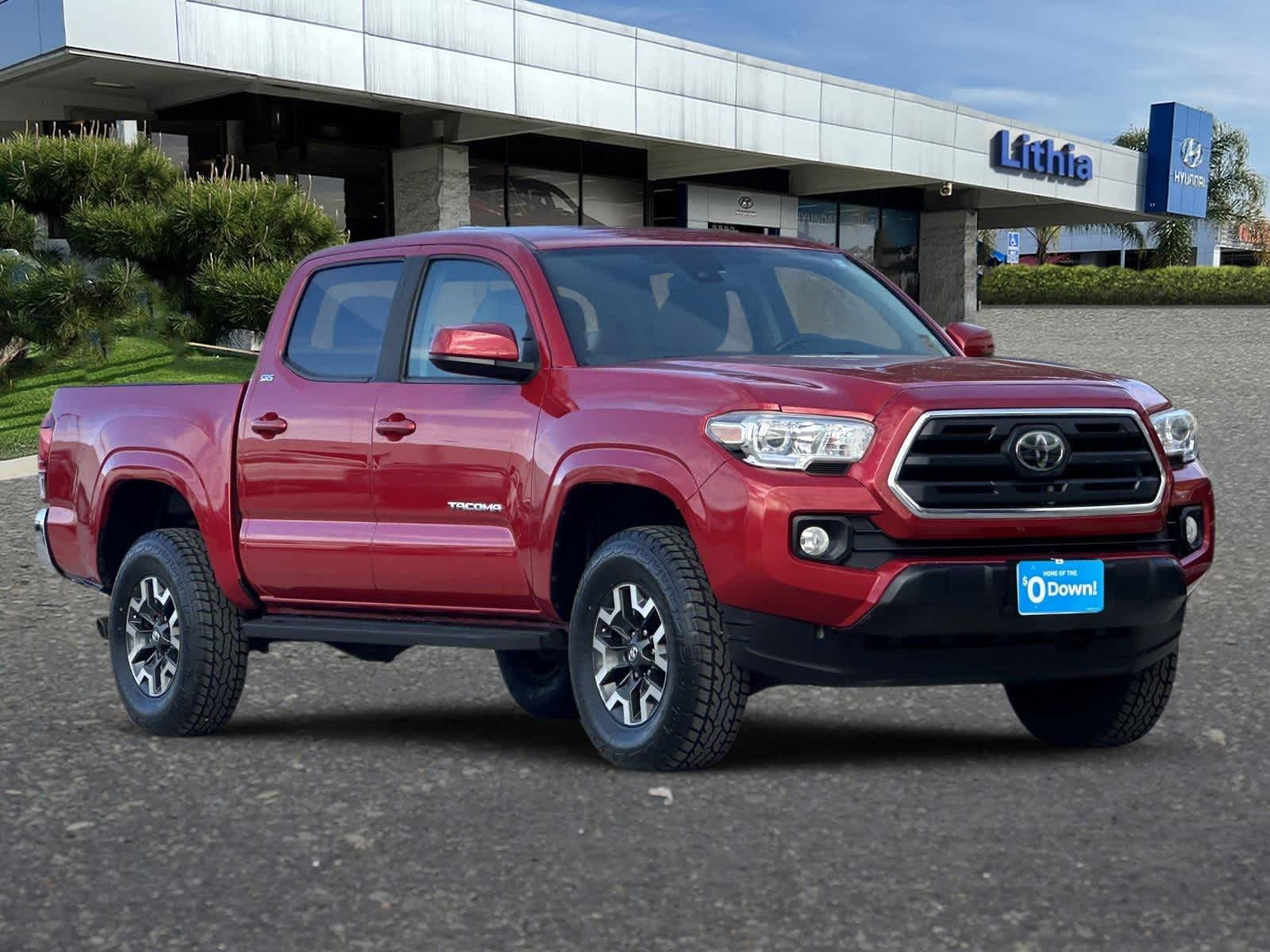 Thumbnail: 2019 Toyota Tacoma - 10