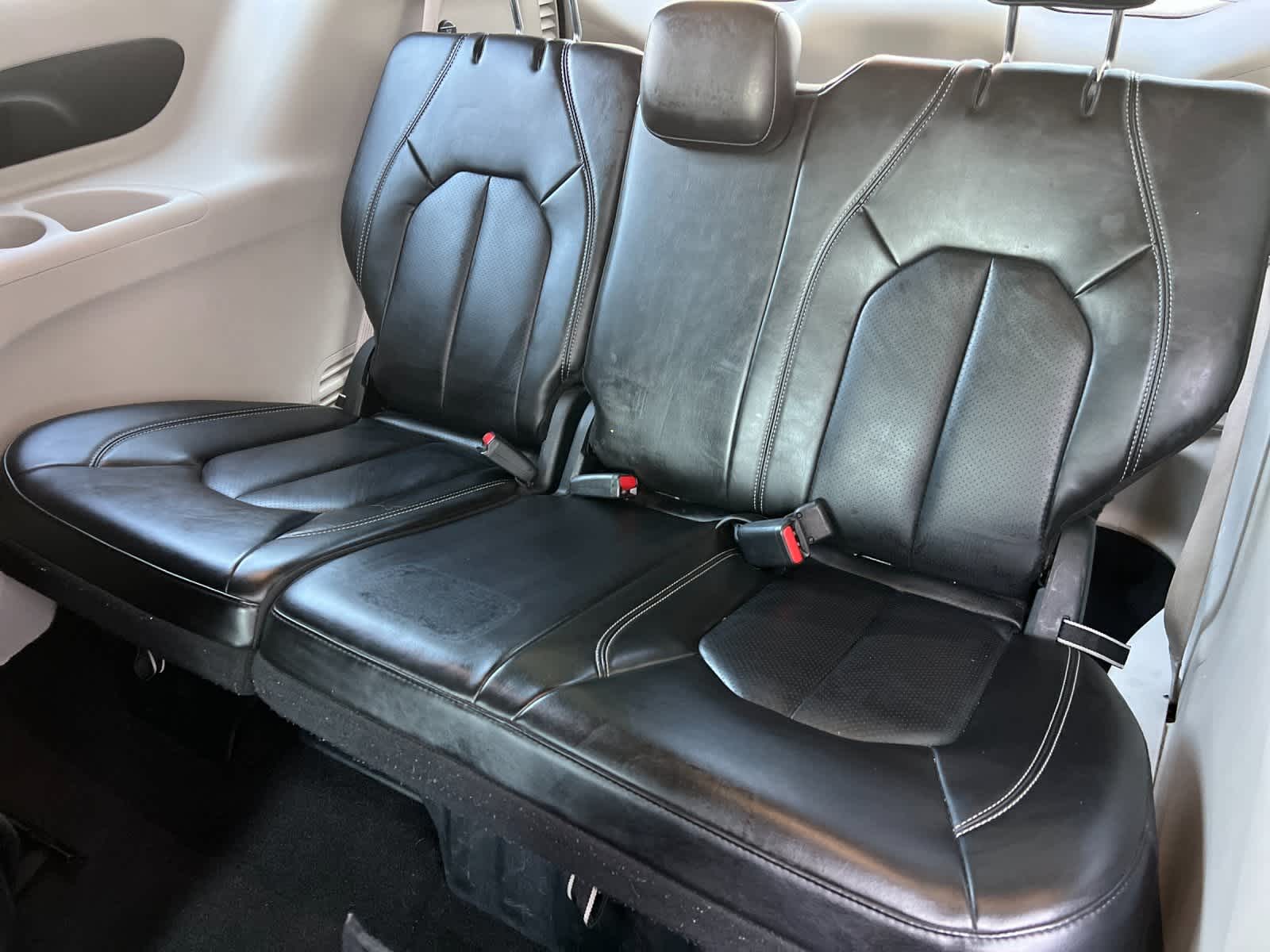 Thumbnail: 2023 Chrysler Pacifica - 16