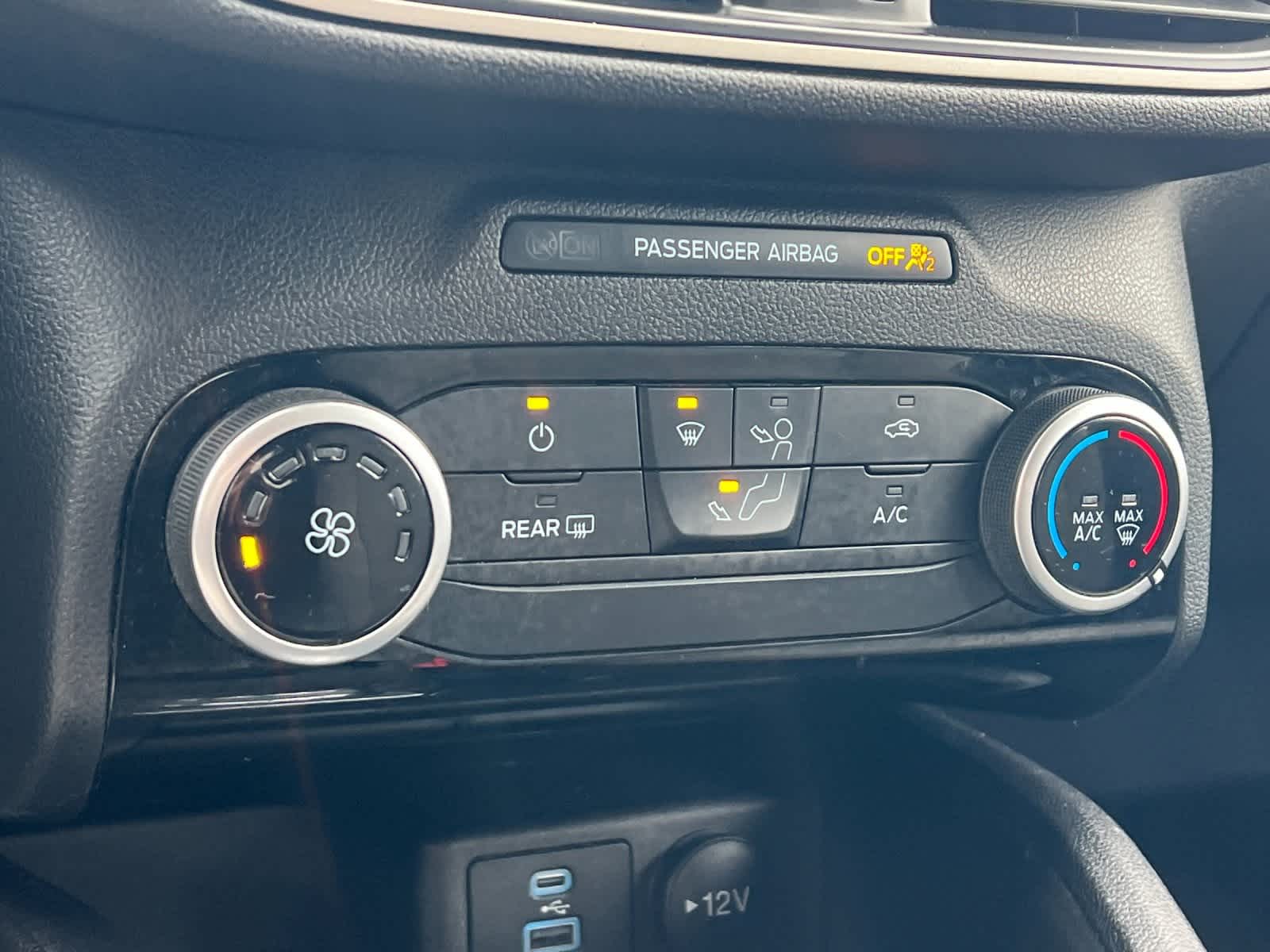 Thumbnail: 2022 Ford Escape - 20