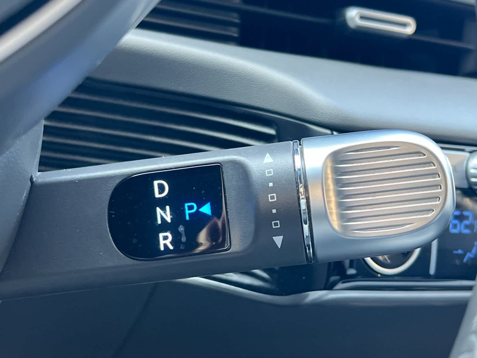 Thumbnail: 2024 Hyundai Ioniq 5 - 22