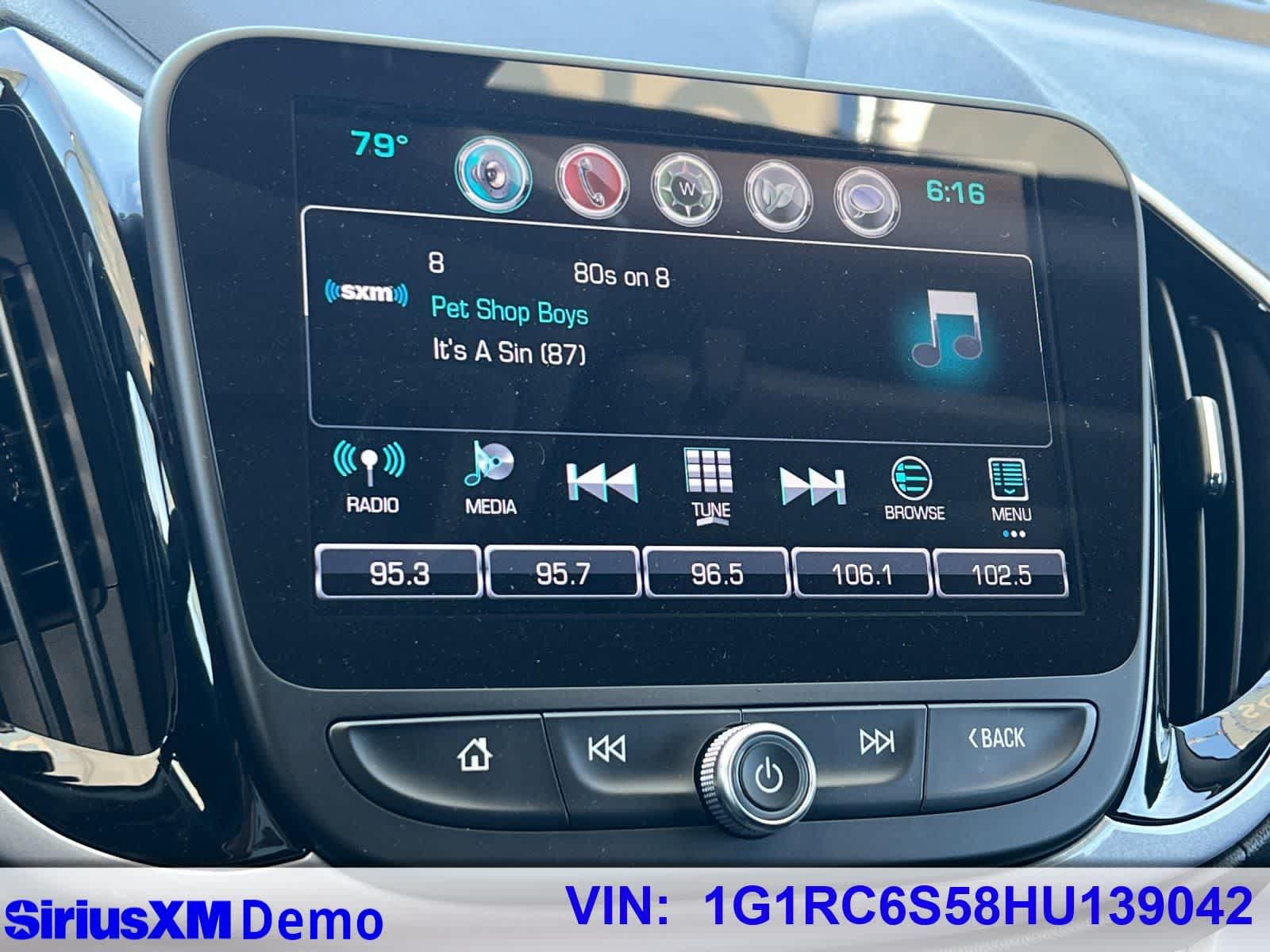 Thumbnail: 2017 Chevrolet Volt - 29