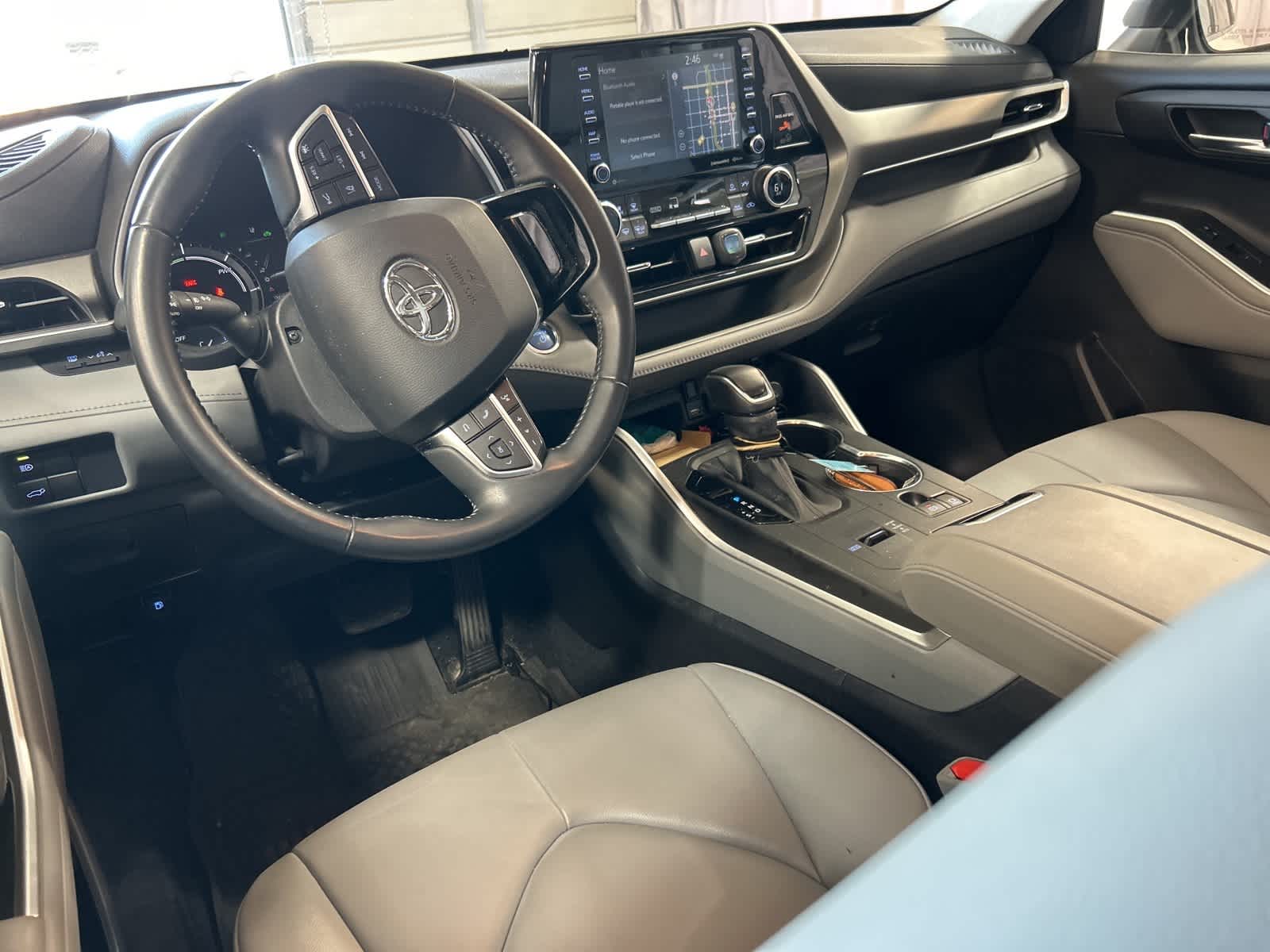 Thumbnail: 2021 Toyota Highlander - 25