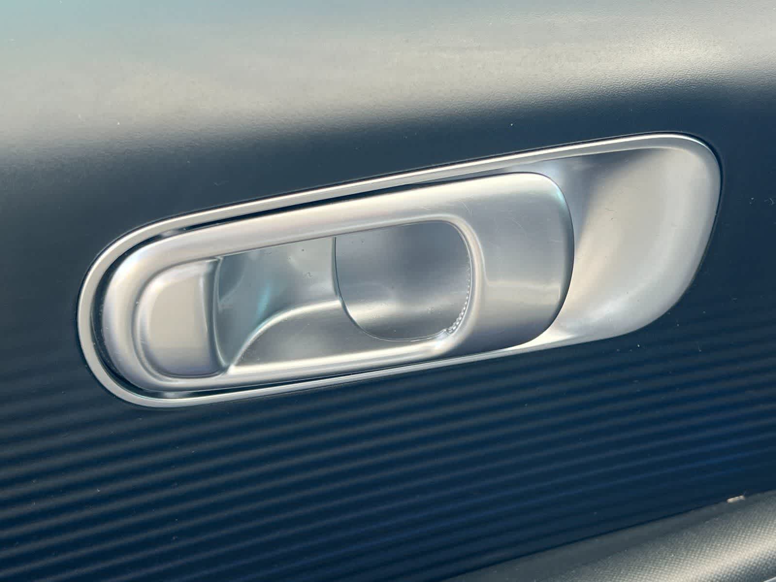 Thumbnail: 2023 Hyundai Ioniq 6 - 13