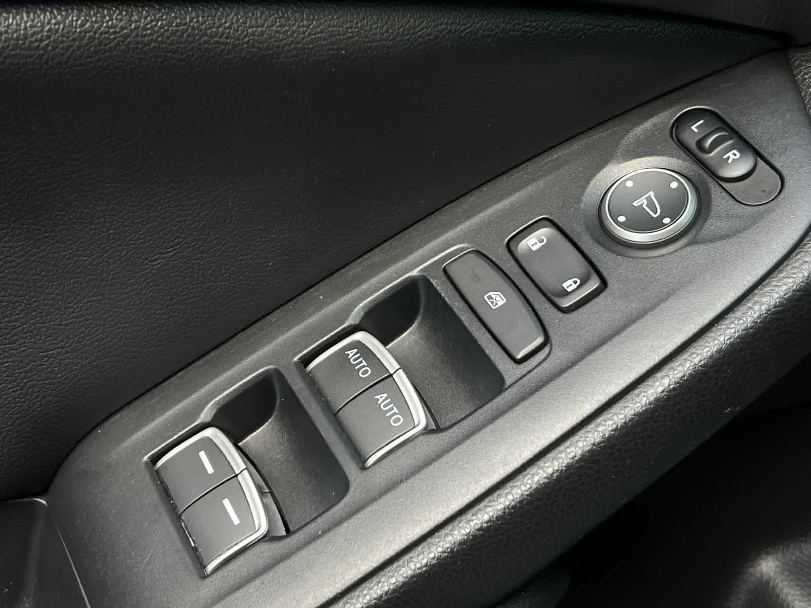 Thumbnail: 2022 Honda Accord - 14