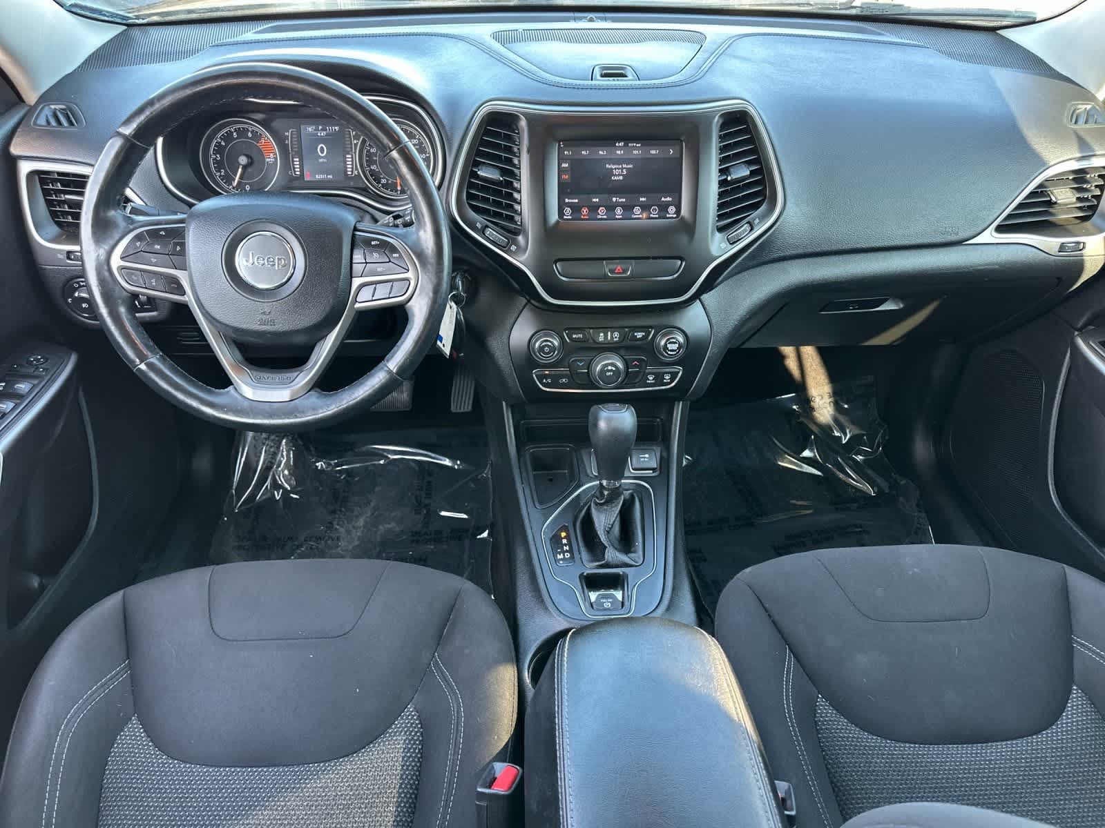 Thumbnail: 2019 Jeep Cherokee - 3