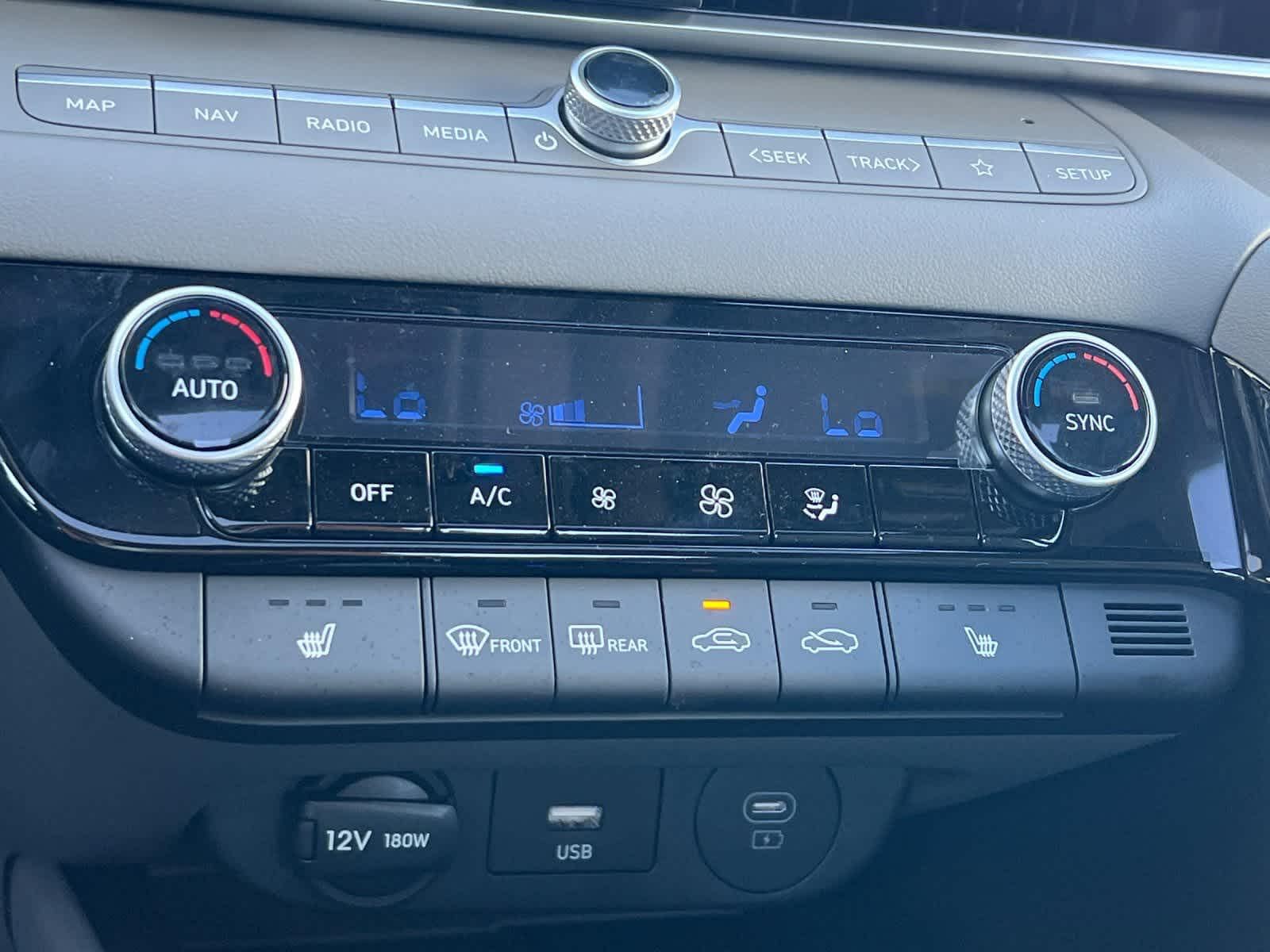 Thumbnail: 2025 Hyundai Elantra - 21