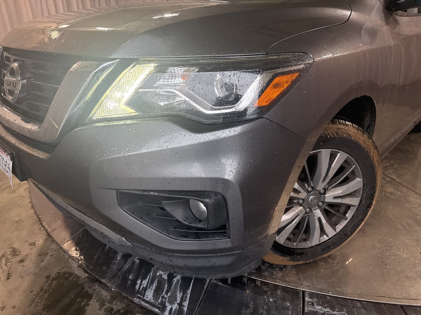 Thumbnail: 2019 Nissan Pathfinder - 14
