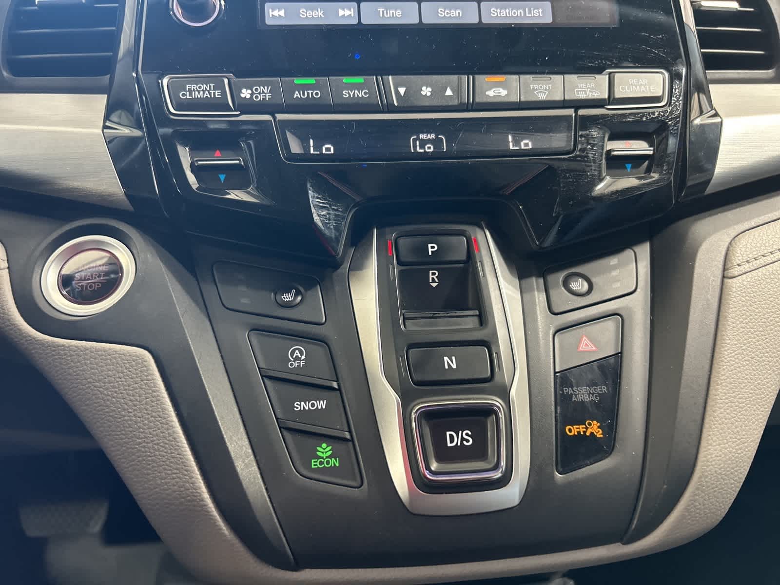 Thumbnail: 2020 Honda Odyssey - 26