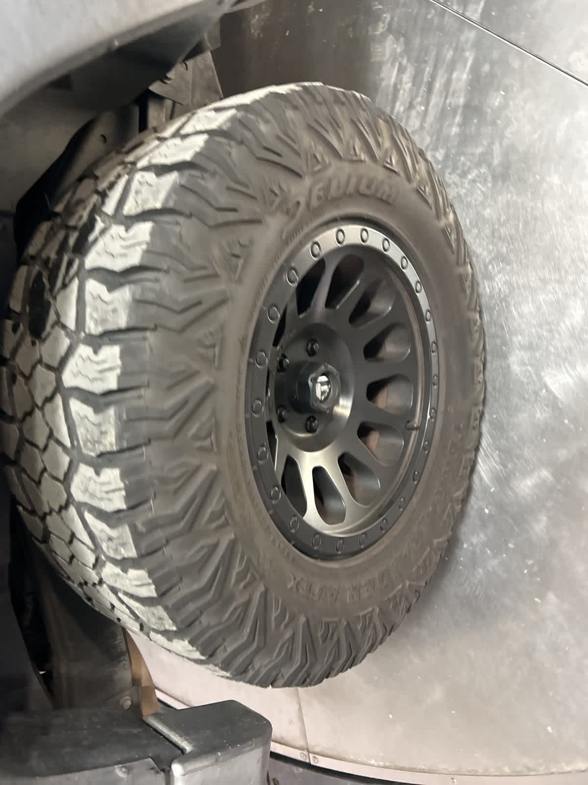 Thumbnail: 2016 Jeep Wrangler - 8