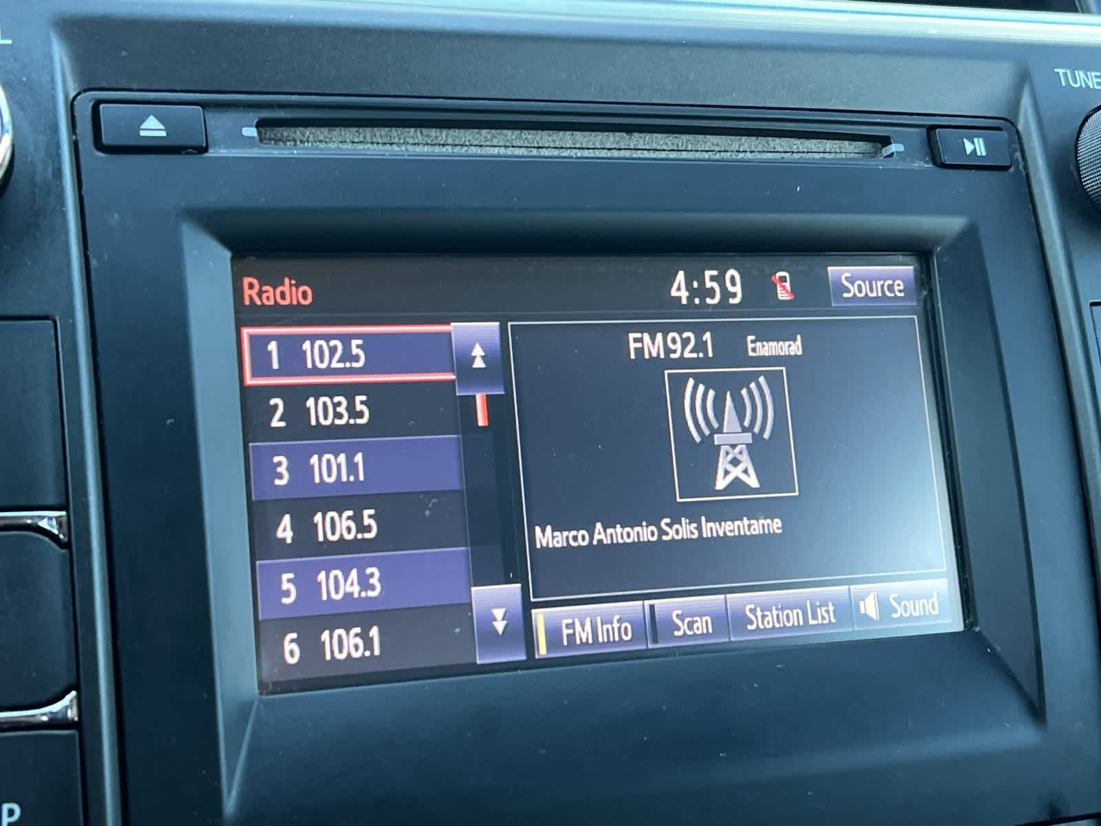 Thumbnail: 2016 Toyota Camry - 18