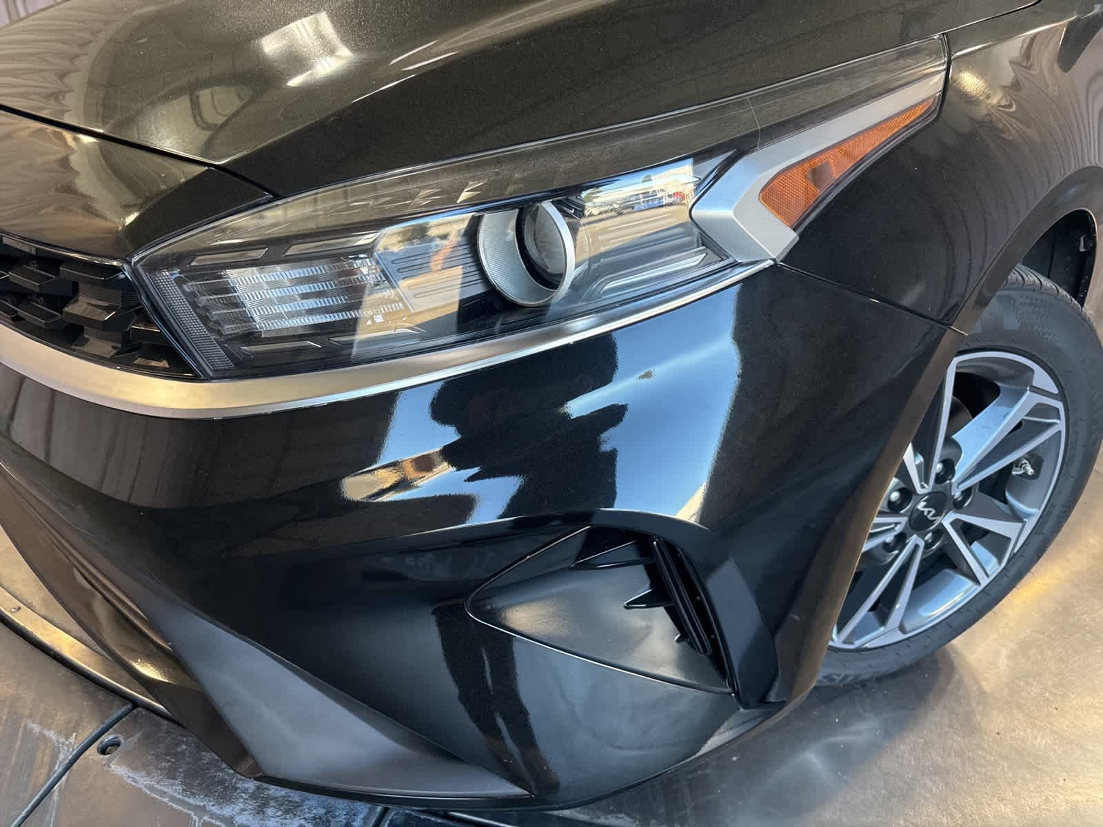 Thumbnail: 2024 Kia Forte - 9