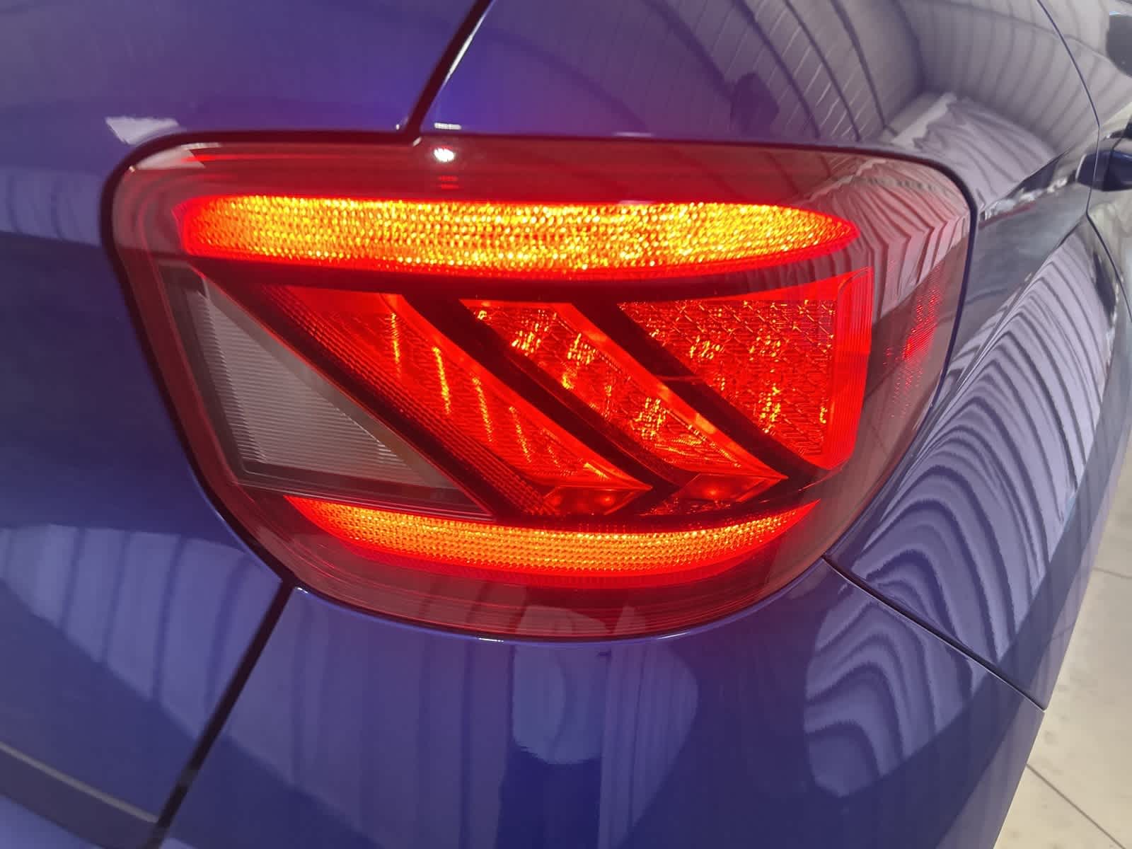 Thumbnail: 2023 Hyundai Venue - 9
