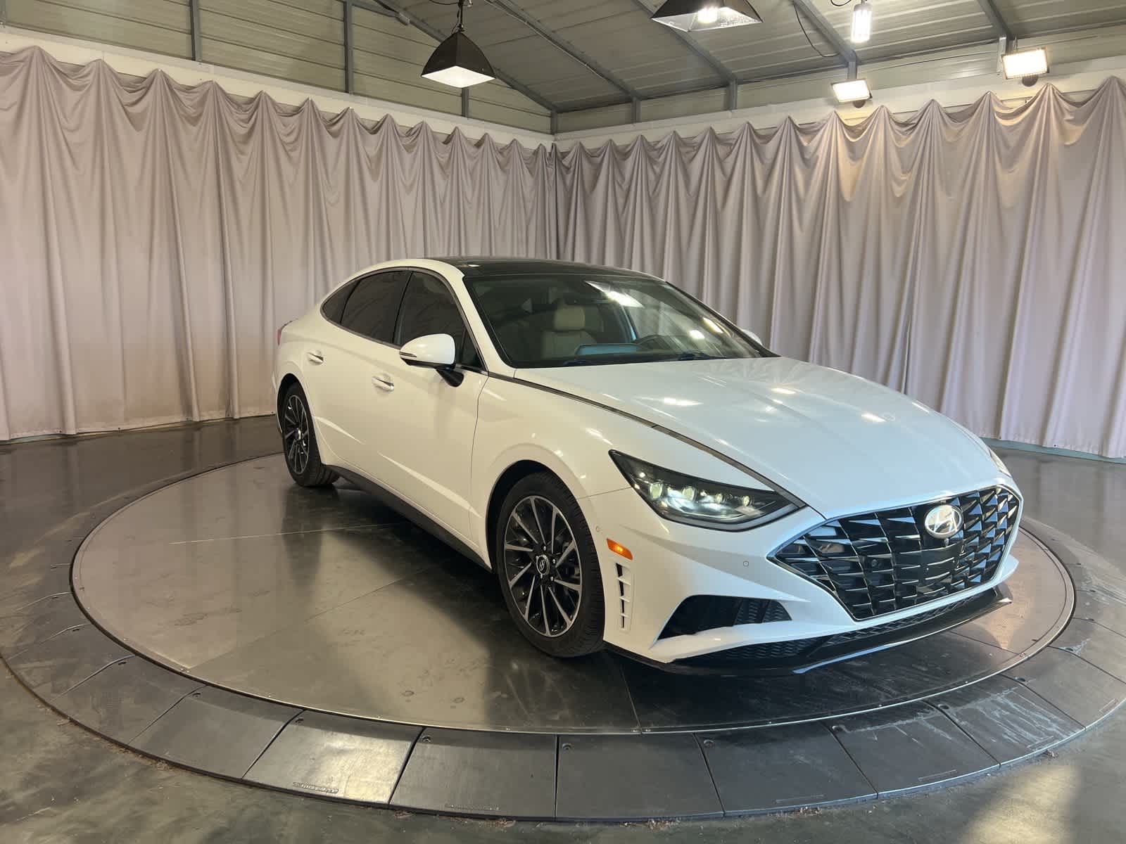 Thumbnail: 2021 Hyundai Sonata - 9