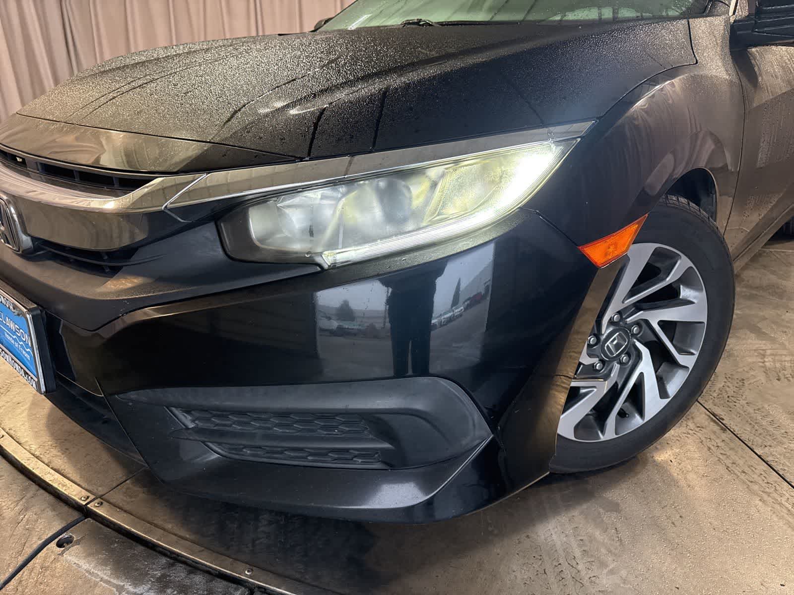 2017 Honda Civic EX photo 5