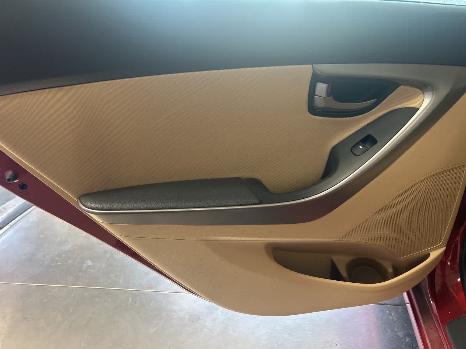 Thumbnail: 2013 Hyundai Elantra - 17