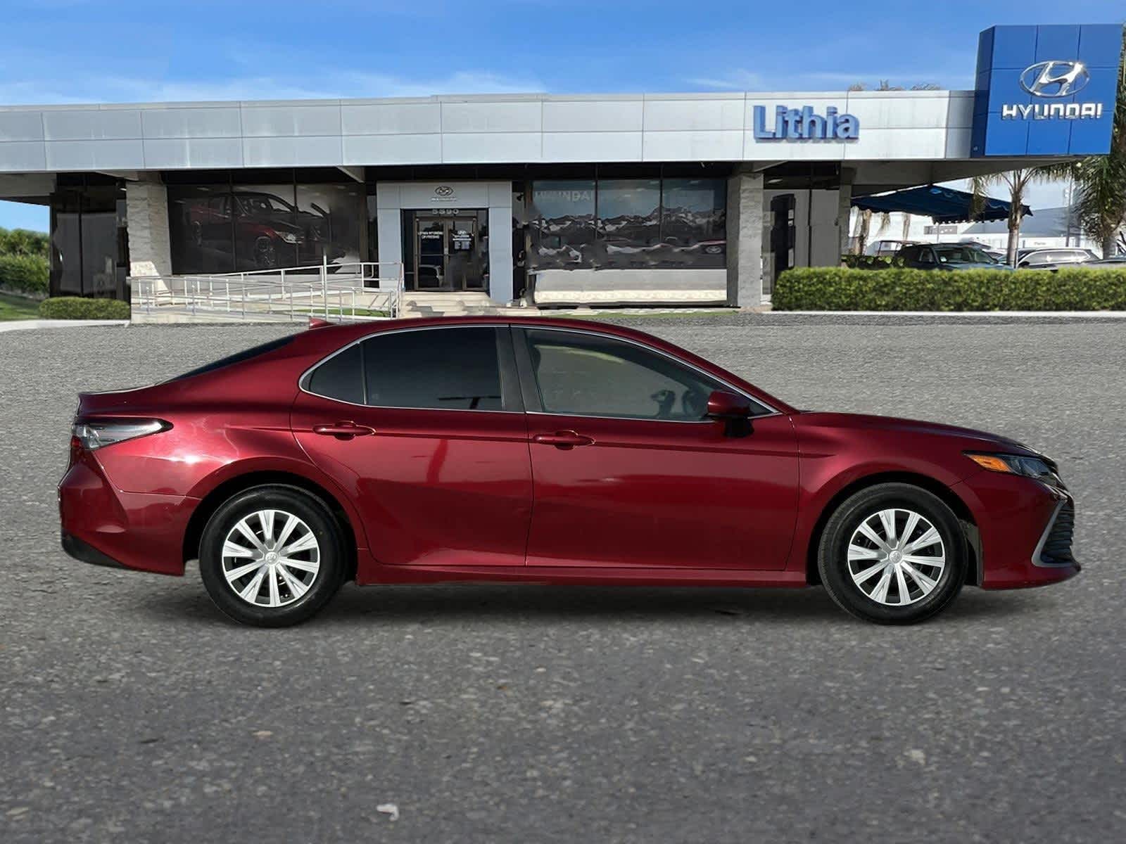 Thumbnail: 2022 Toyota Camry - 8